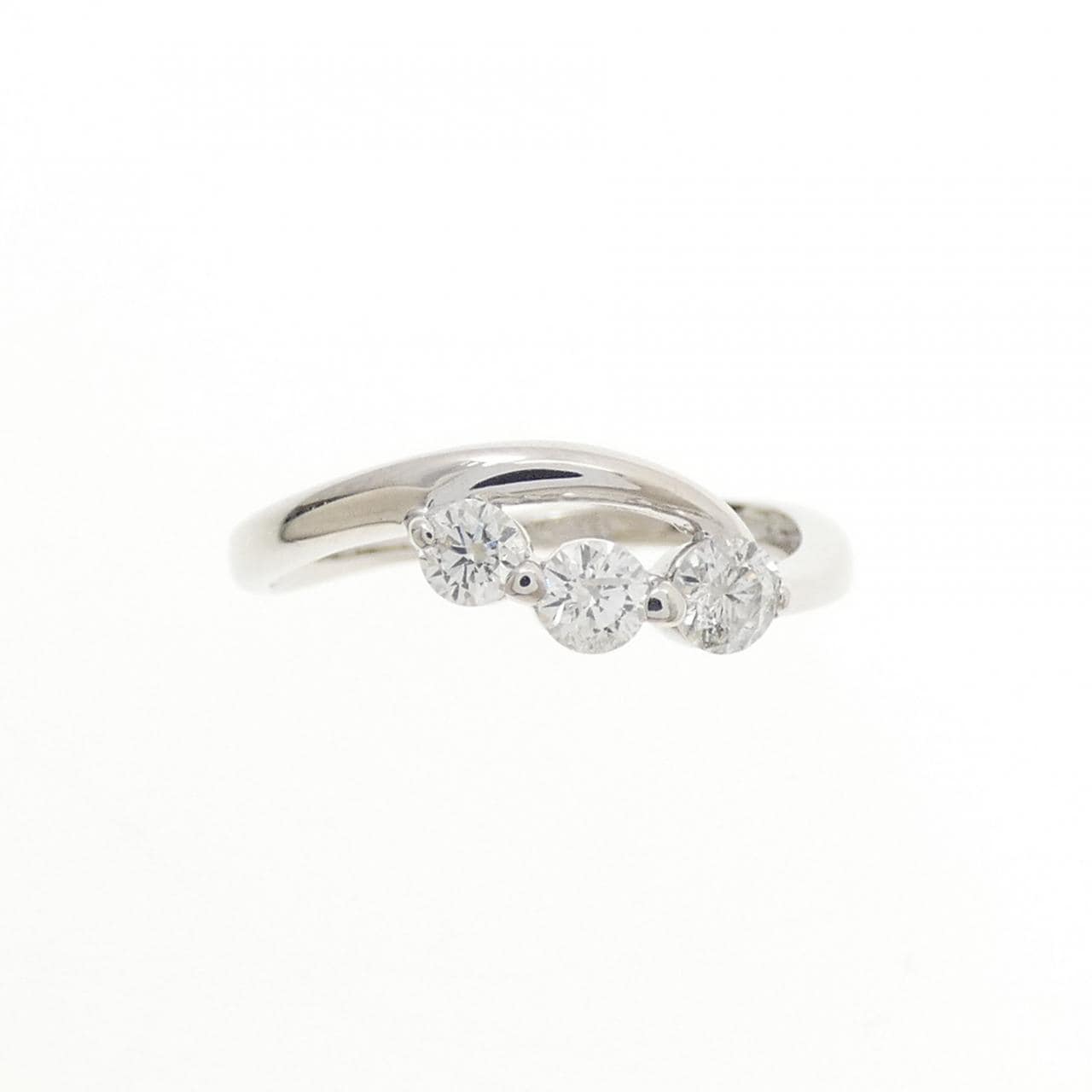 K14WG スリーストーン ダイヤモンド リング 0.30CT
