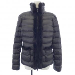 モンクレール MONCLER ダウンジャケット