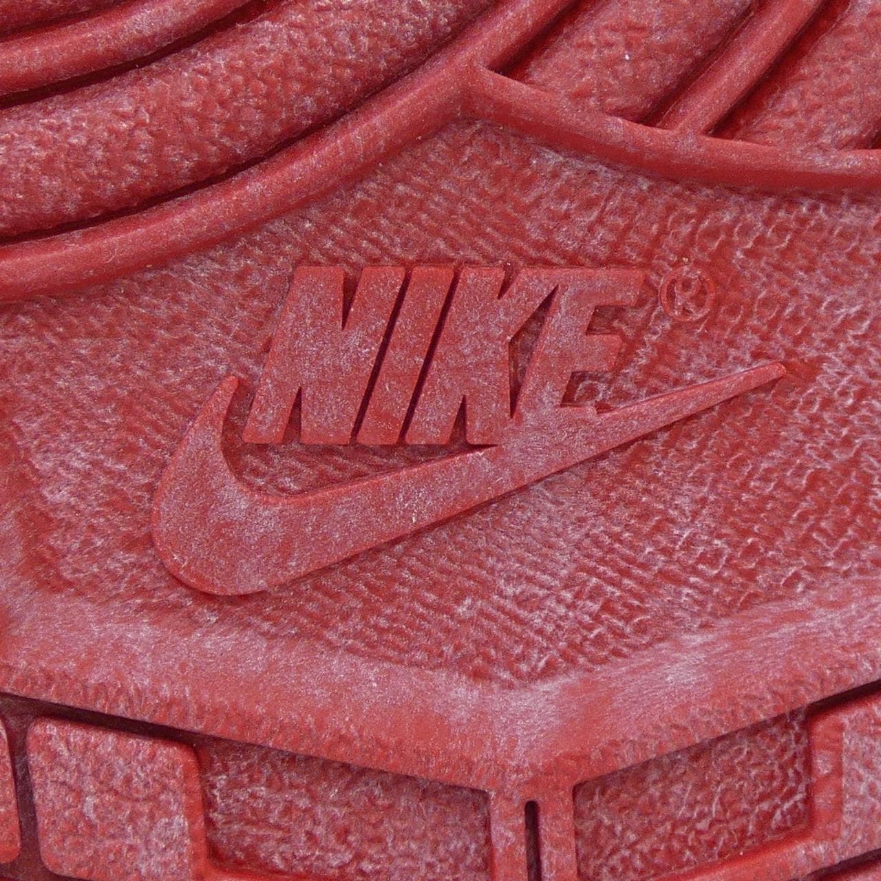 エアジョーダン AIR JORDAN DZ5485-612 1RETRO スニーカー