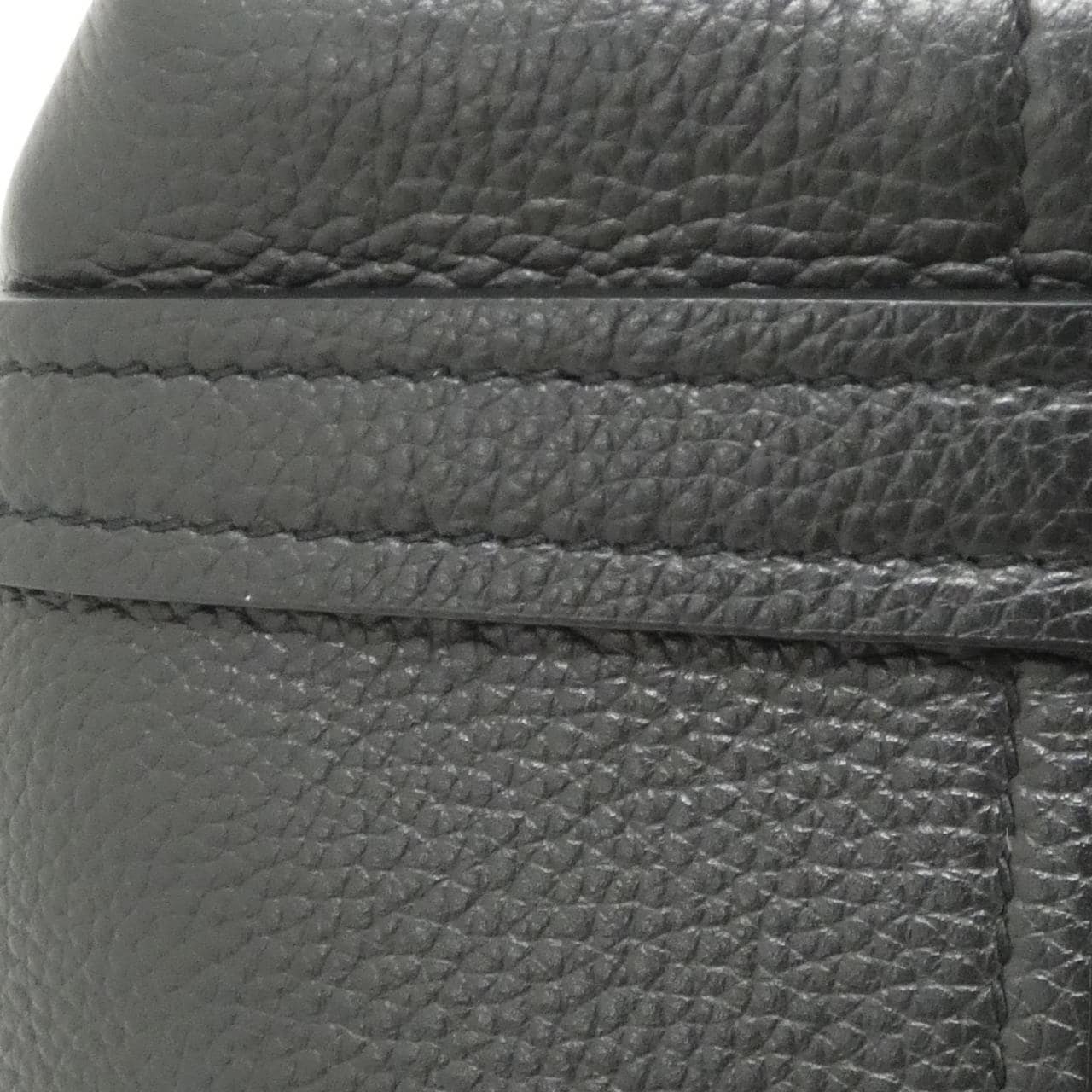 バレンシアガ エブリデイ XS ノース サウス トート 672793 15YUN バッグ