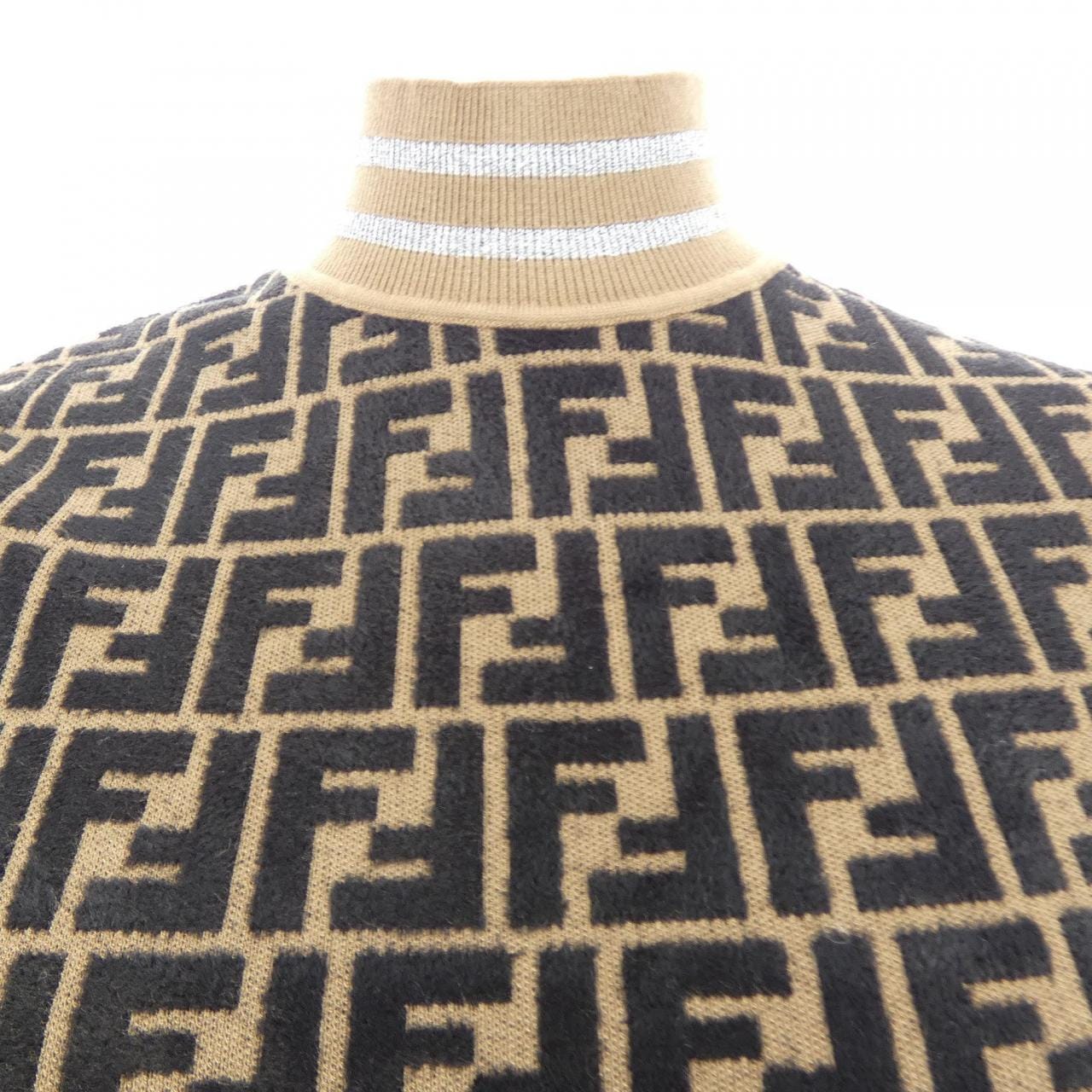 フェンディ FENDI FZY920 AAVE トップス