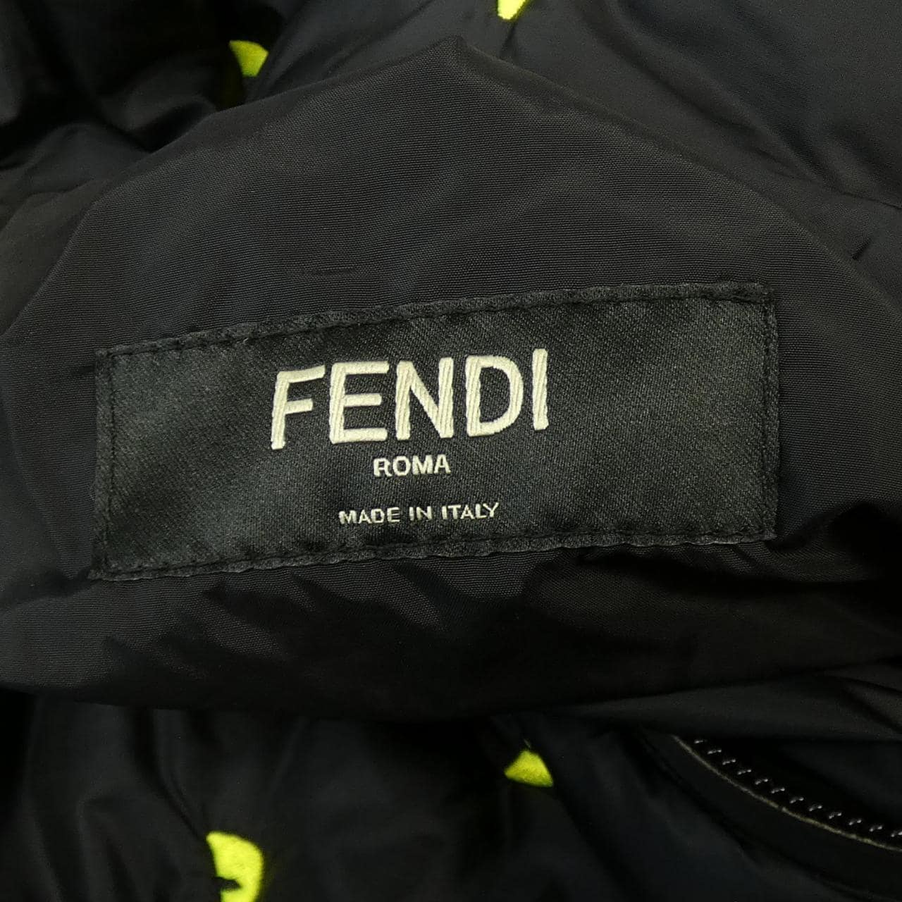 フェンディ FENDI ベスト