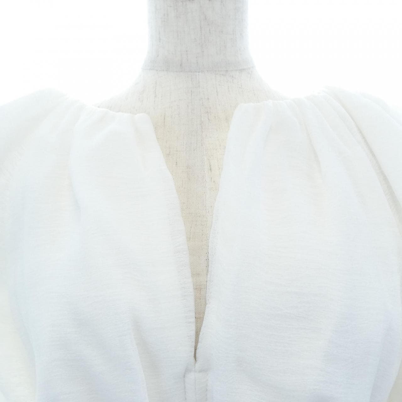 AJE 20RE1295 トップス