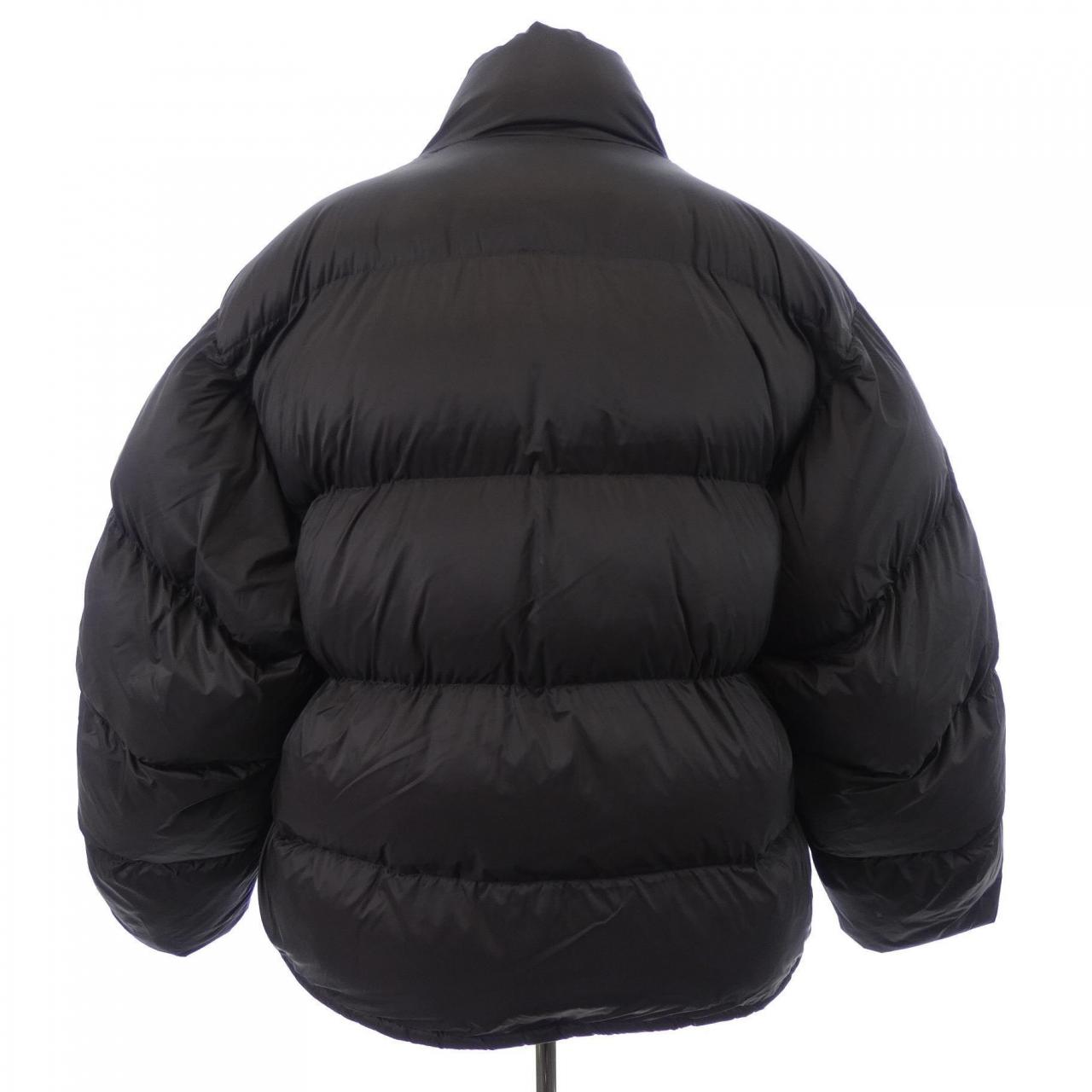 バレンシアガ BALENCIAGA SKIWEAR 774000 TPO39 ジャケット
