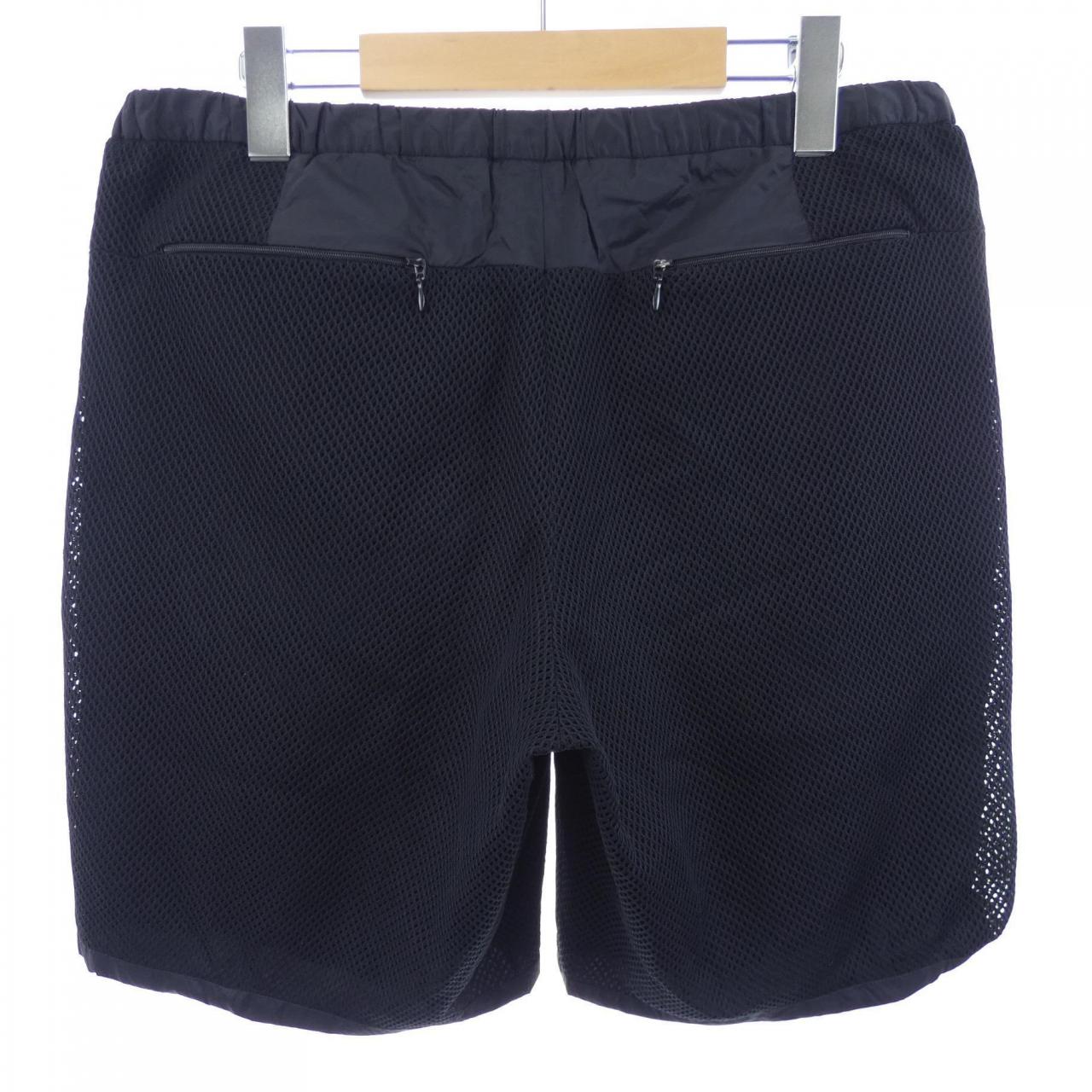 エンポリオアルマーニ EMPORIO ARMANI ショートパンツ