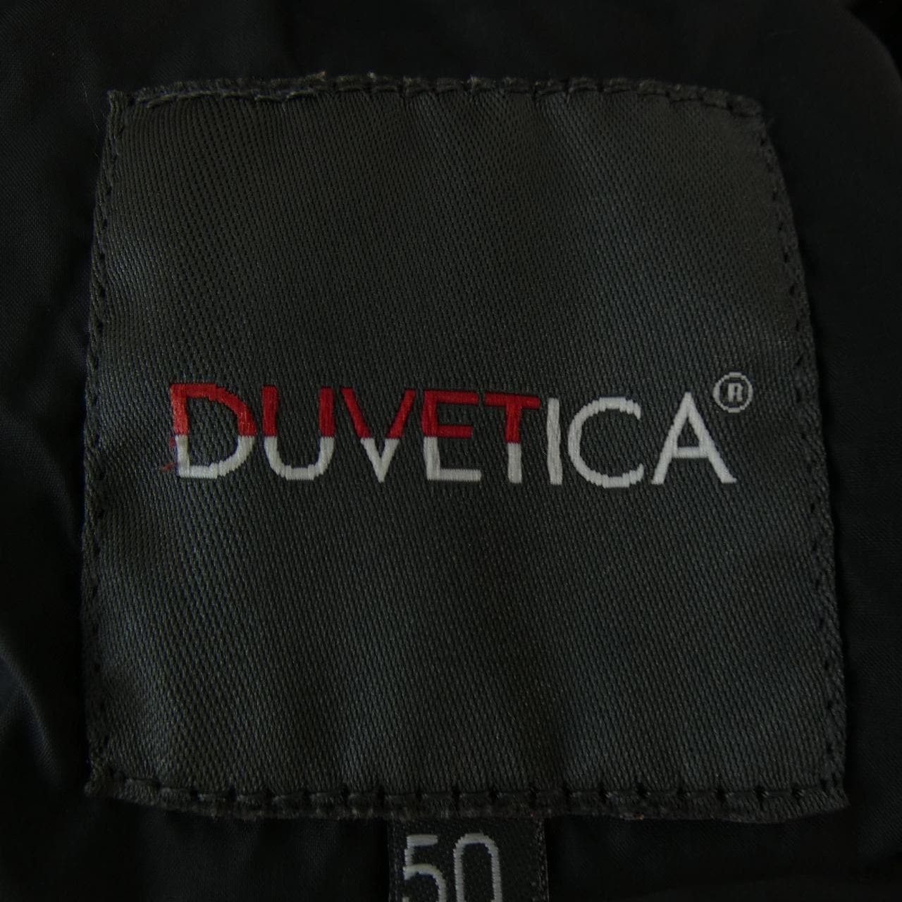 デュベティカ DUVETICA ダウンジャケット