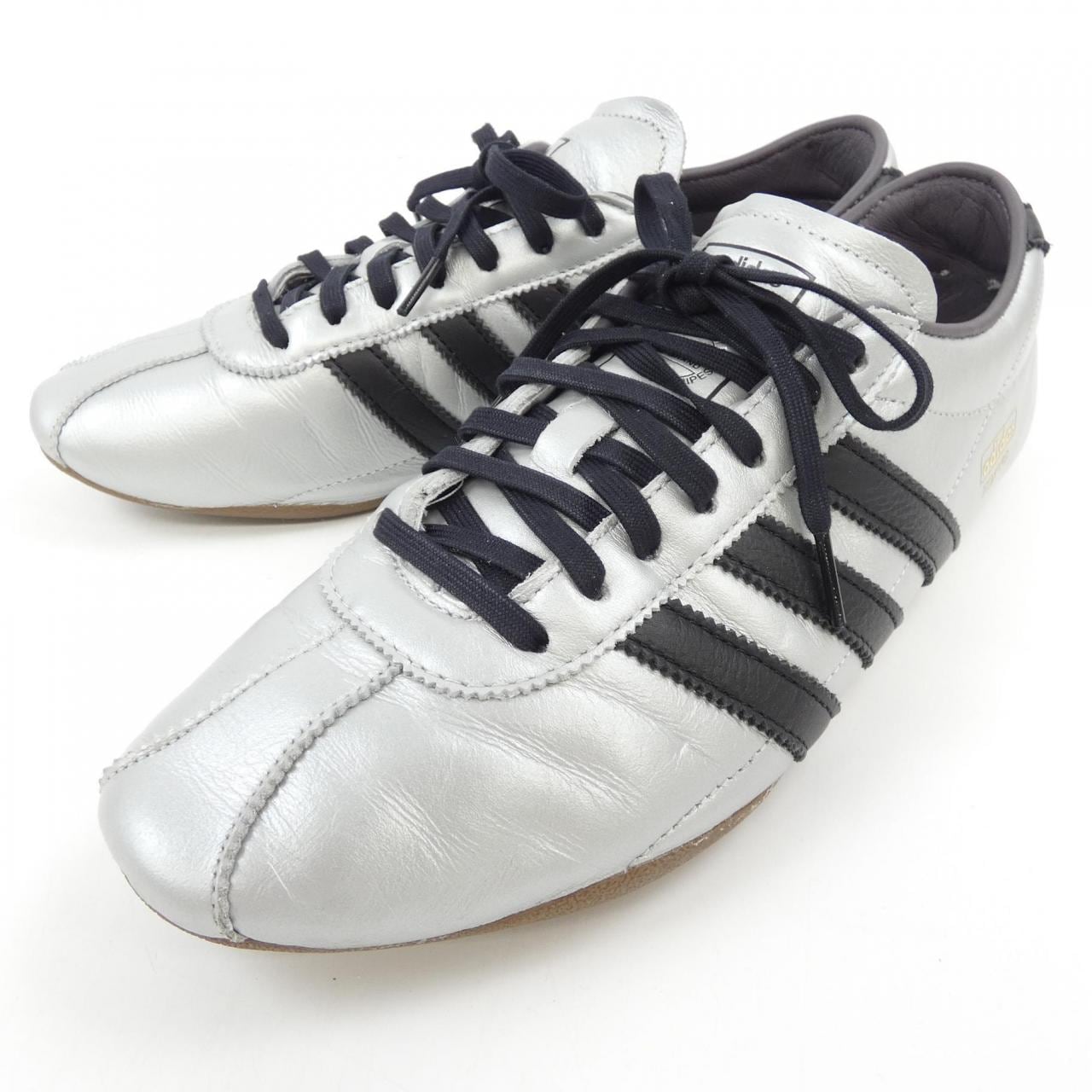 アディダス ADIDAS JQ3024 スニーカー