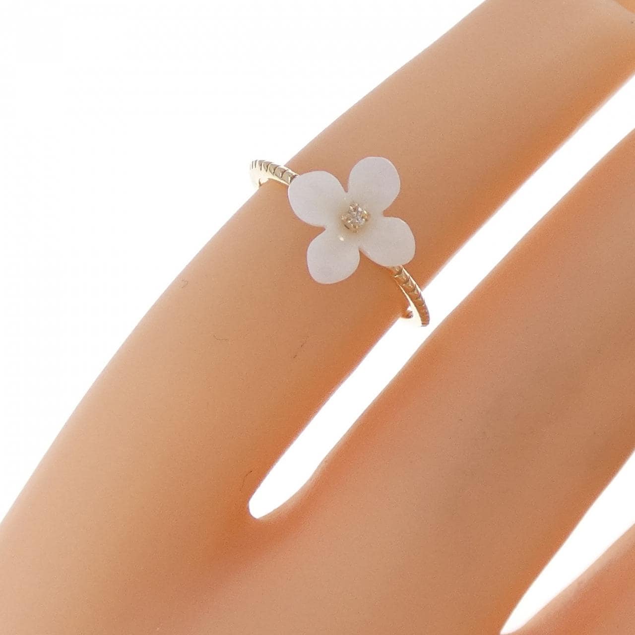 K10YG フラワー サンゴ ピンキーリング