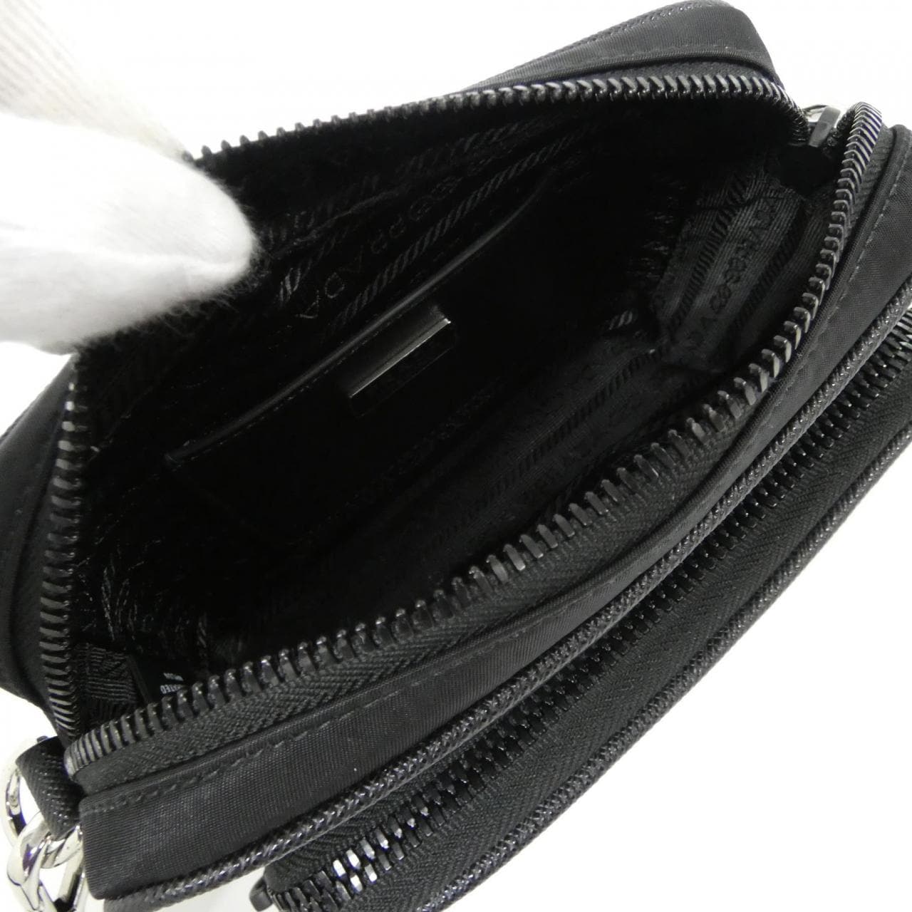 【新品】プラダ 2VH172 ショルダーバッグ