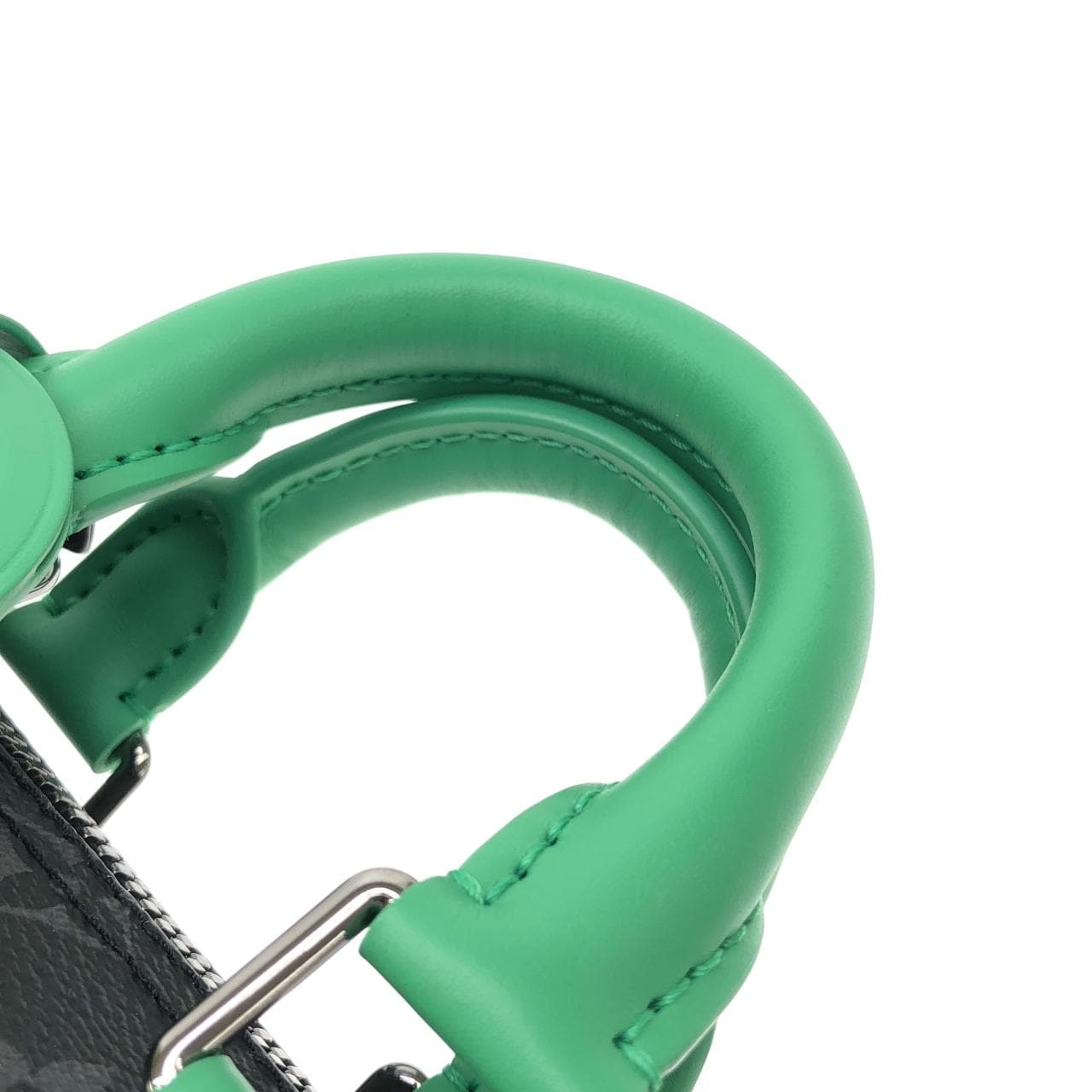 ルイヴィトン モノグラム エクリプス キーポル バンドリエール 25cm M25885 バッグ