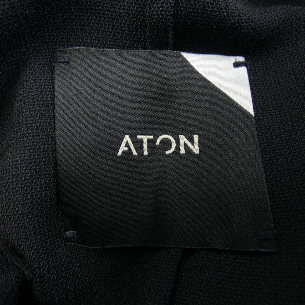 エイトン ATON S／Sシャツ