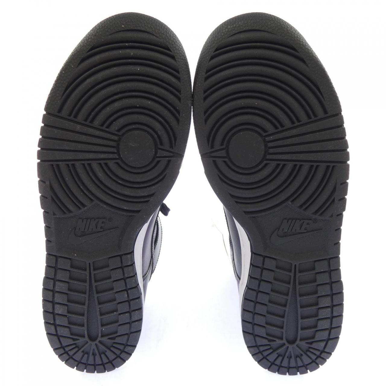ナイキ NIKE 407920-025 スニーカー
