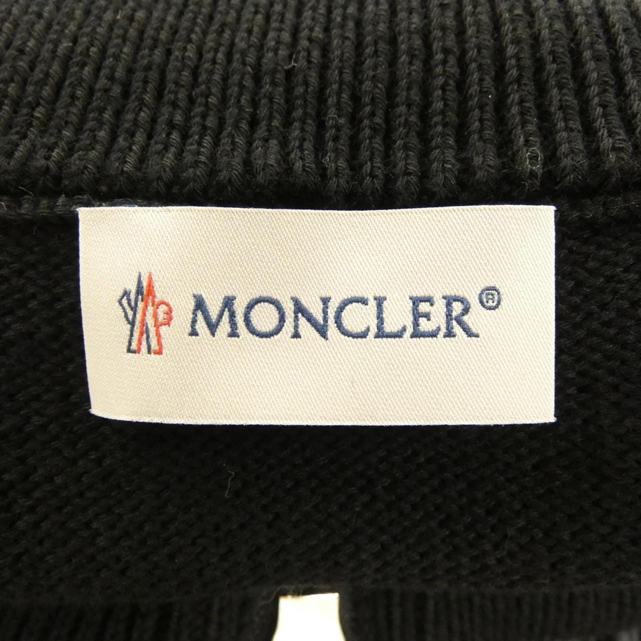 モンクレール MONCLER 10919B00020 M1115 ダウンジャケット