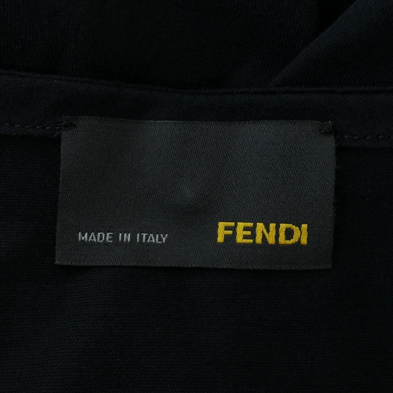 FENDI T 卹