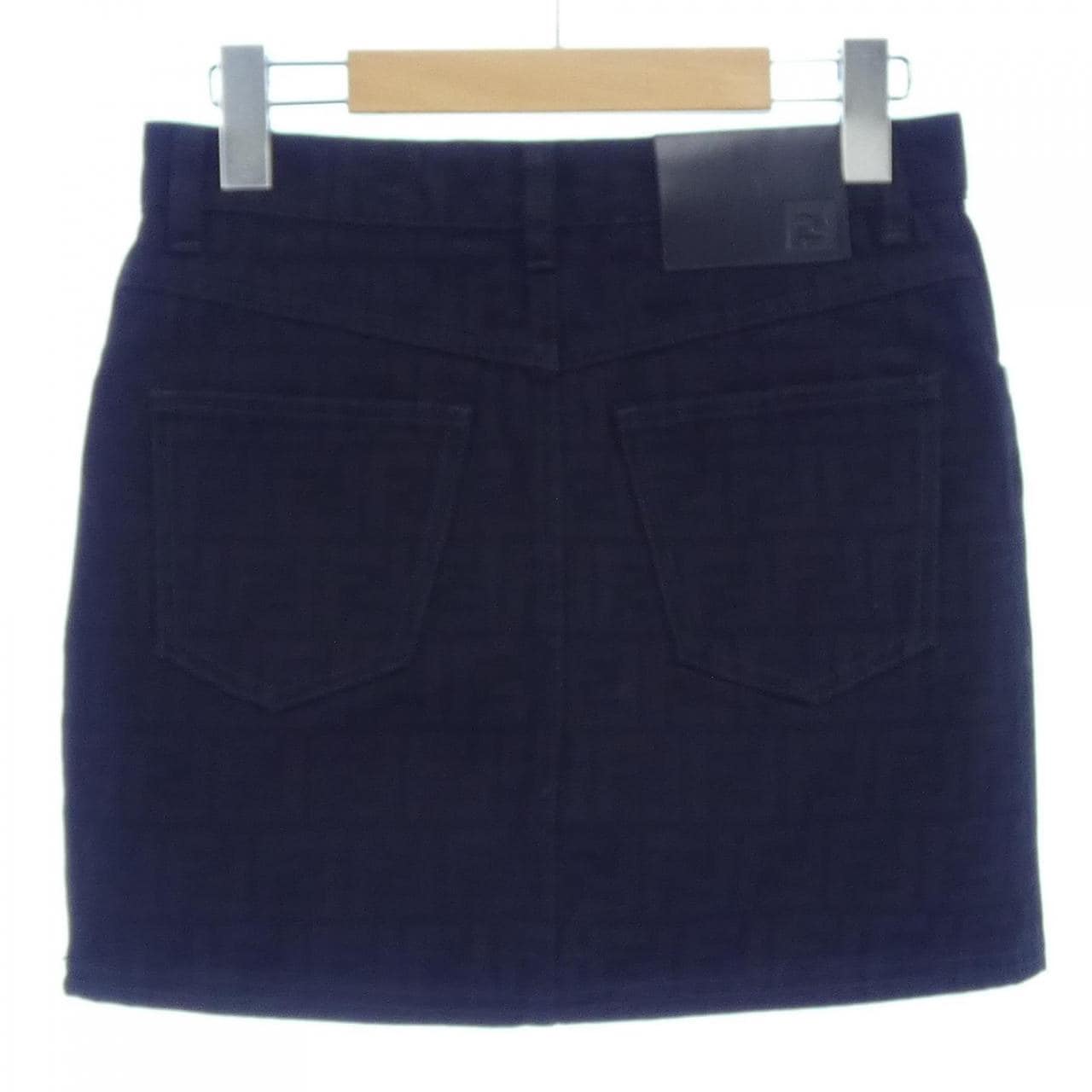 フェンディ FENDI FLQ583 AT1B スカート