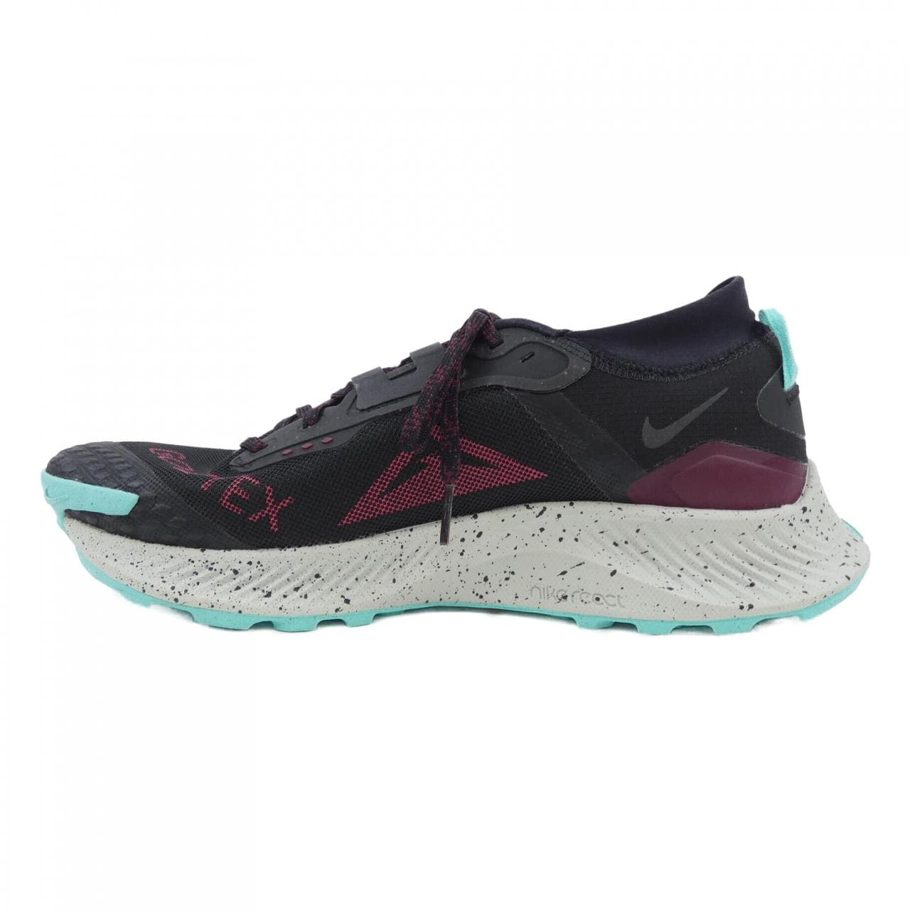 Nike DC8793 002 sneakers