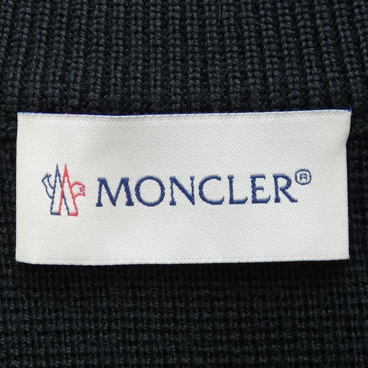 モンクレール MONCLER ダウンジャケット