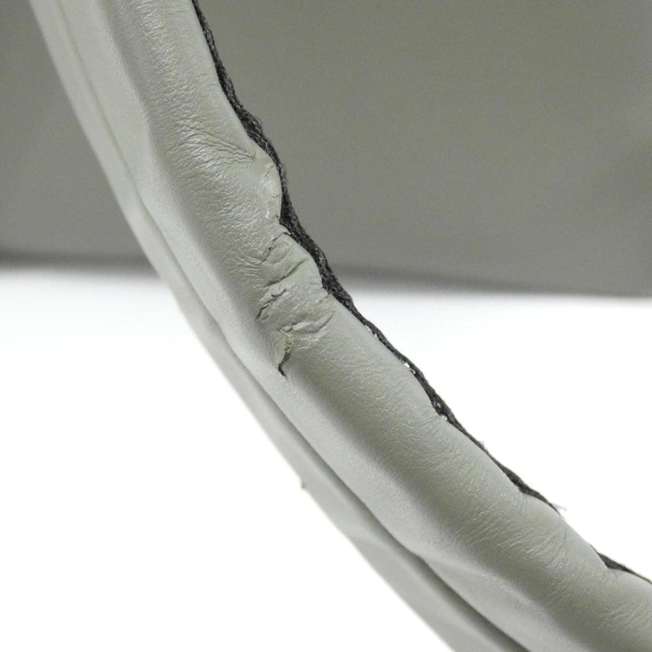 ルイヴィトン モノグラム シャドウ ディスカバリー バックパック PM M12463 リュックサック