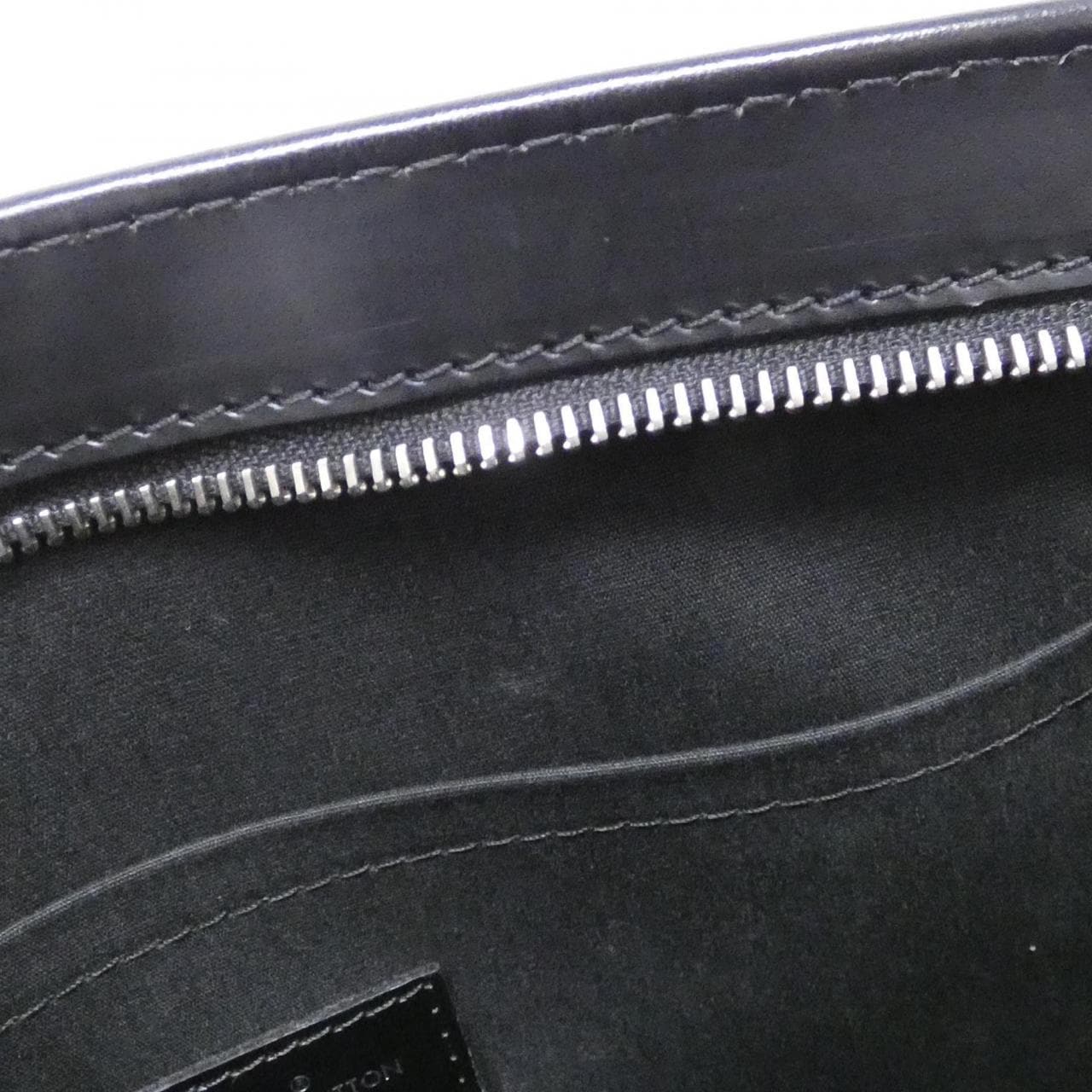 ルイヴィトン エピ マドレーヌ PM M59332 ショルダーバッグ