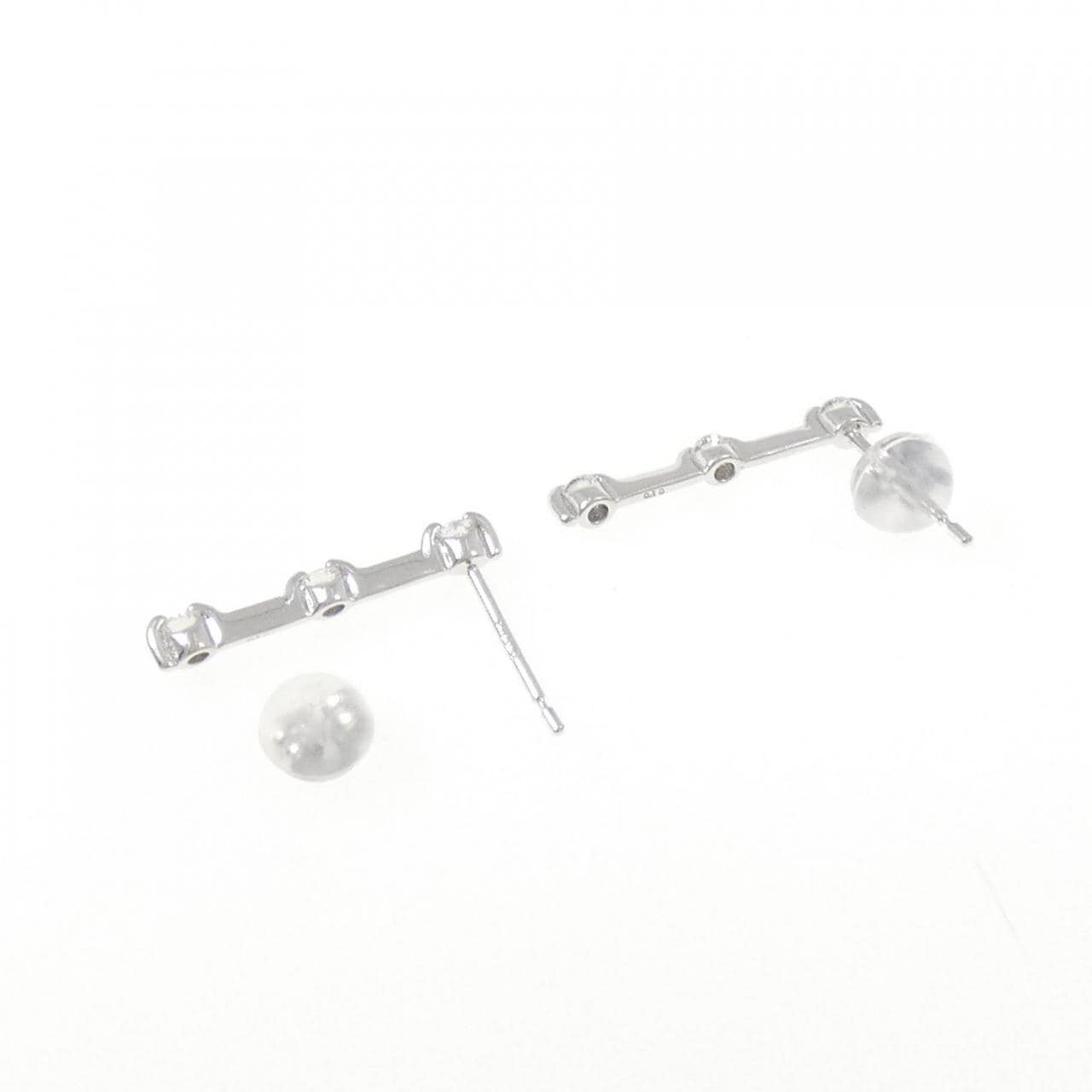 K18WG スリーストーン ダイヤモンド ピアス 0.20CT