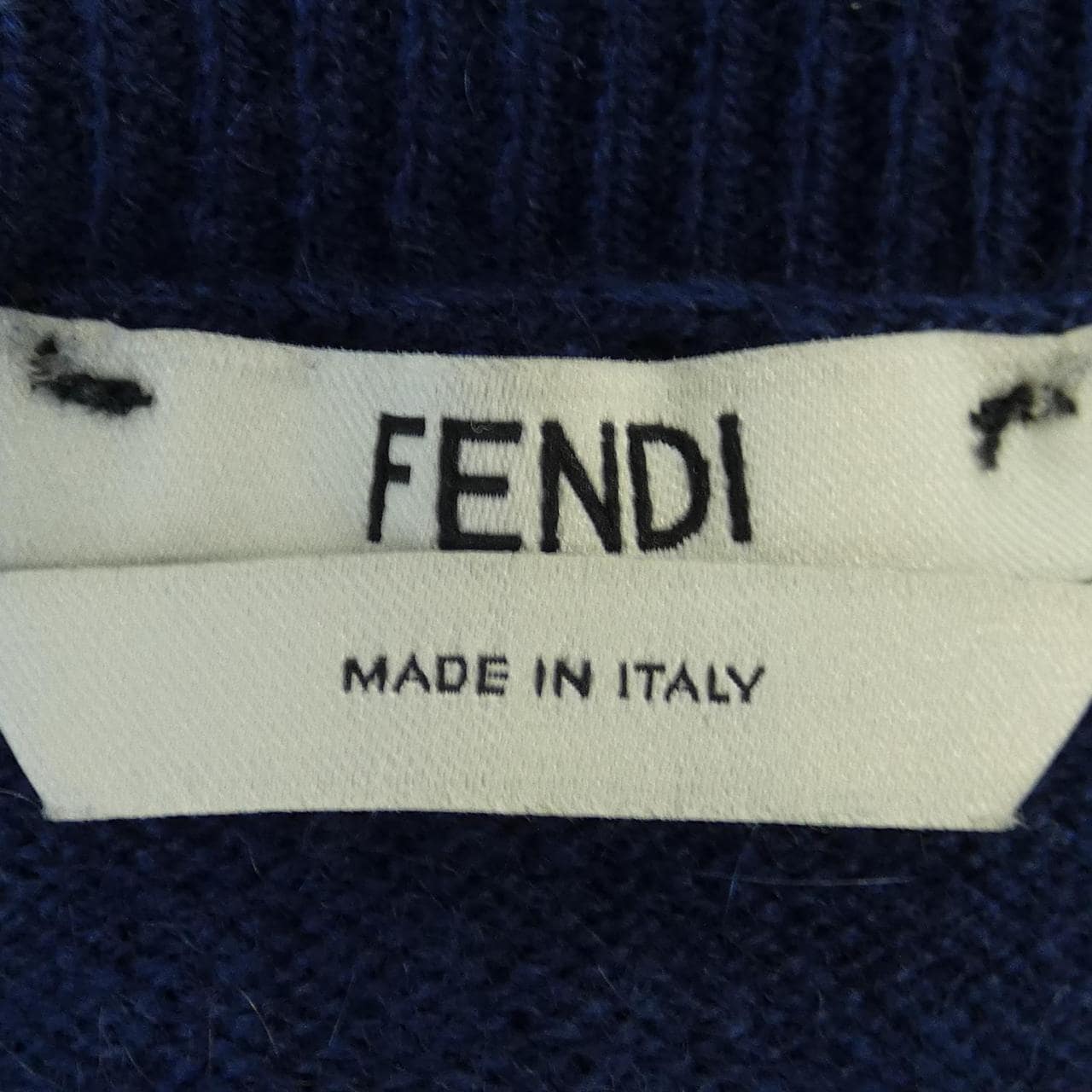 フェンディ FENDI FZY683 ニット