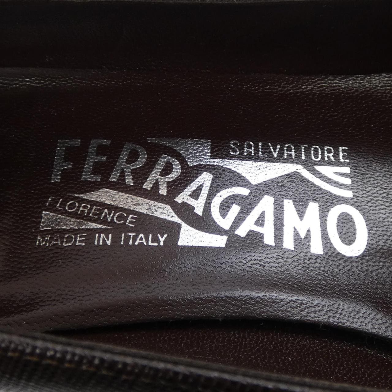 サルヴァトーレフェラガモ SALVATORE FERRAGAMO パンプス