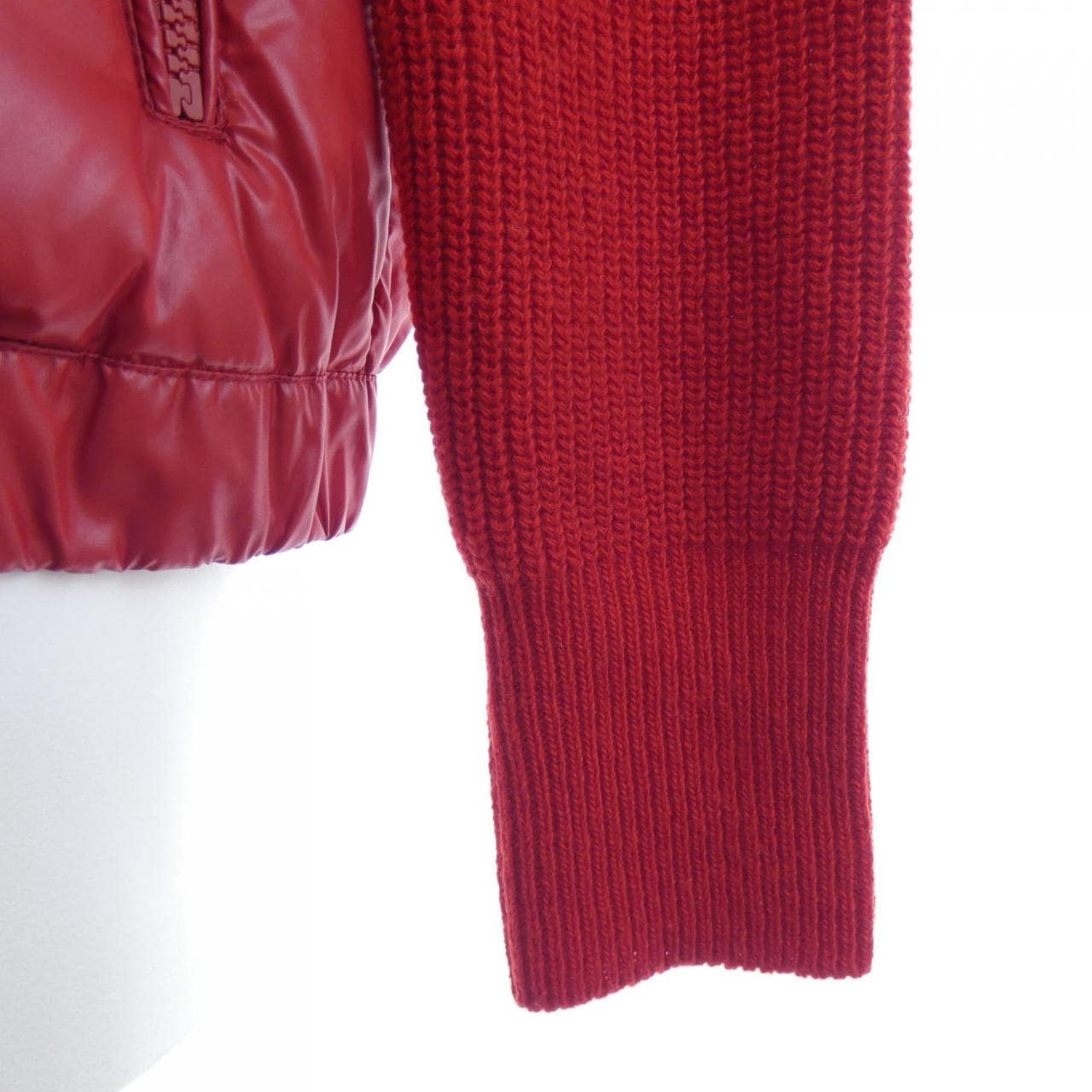 モンクレール MONCLER 20939B00018 ダウンジャケット