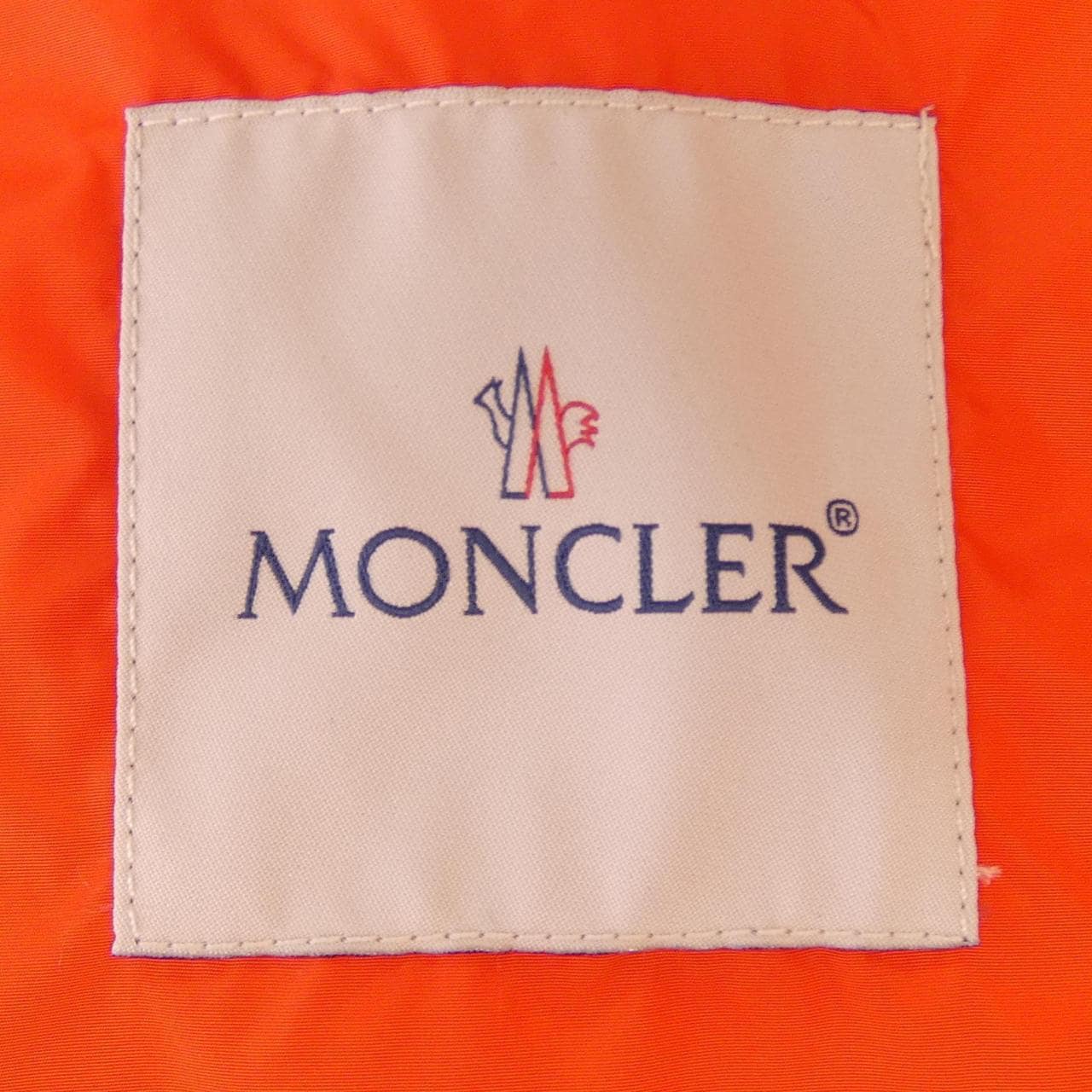 MONCLER蒙克勒·布盧森