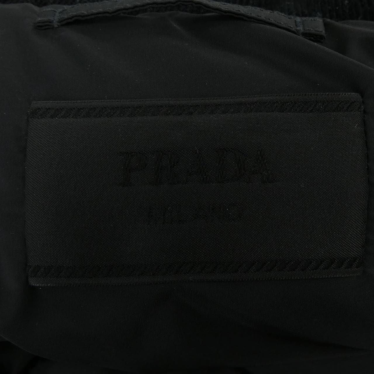 Prada PRADA三角寶獅2WAY SGC946 SOOO 1JHC羽絨服
