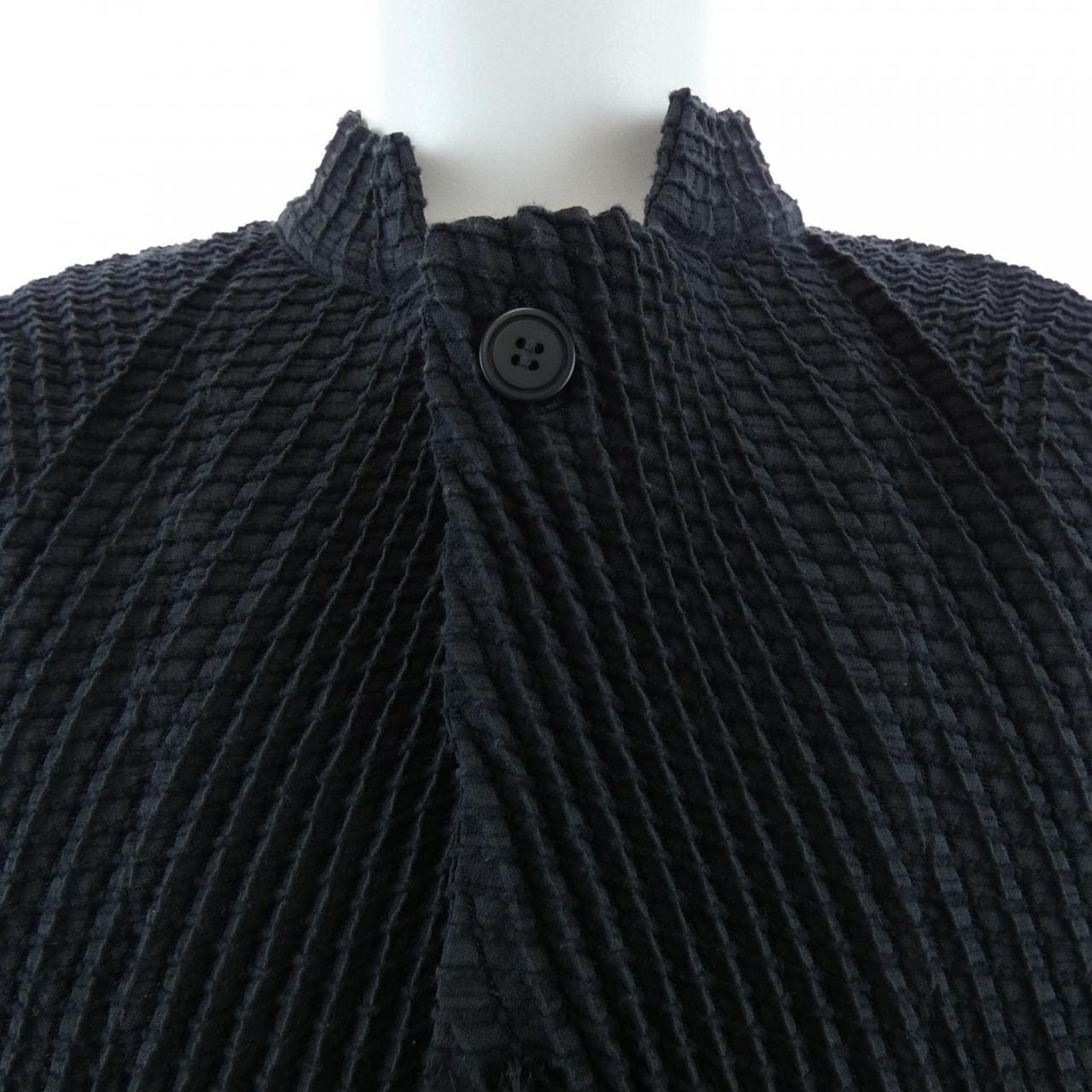 エイポックエイブルイッセイミヤケ A-POC ABLE ISSEY MIYAKE AT43FD216 ジャケット