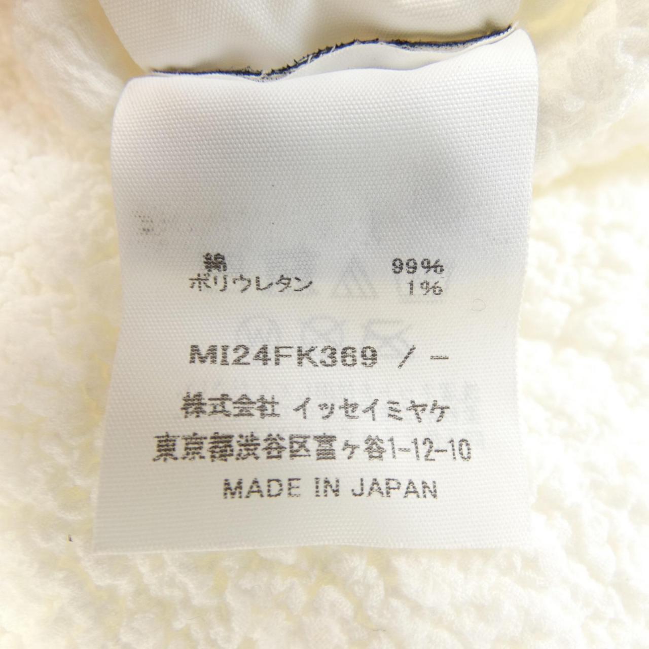 ミーイッセイミヤケ me ISSEY MIYAKE MI24FK369 トップス