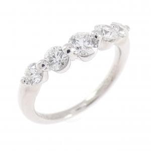 PT900 ダイヤモンド リング 0.704CT