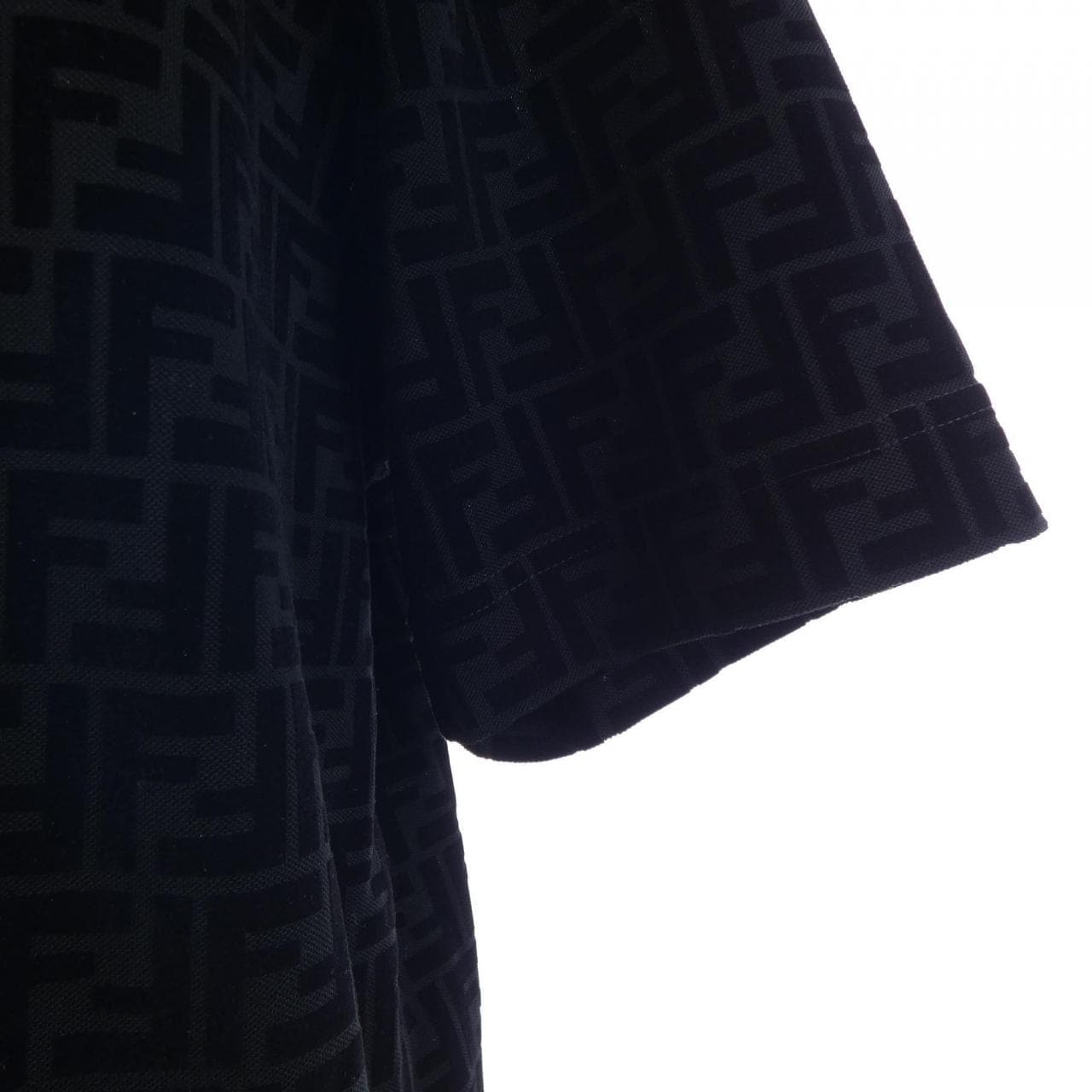 フェンディ FENDI FFモチーフ FY0936 A7D5 Tシャツ