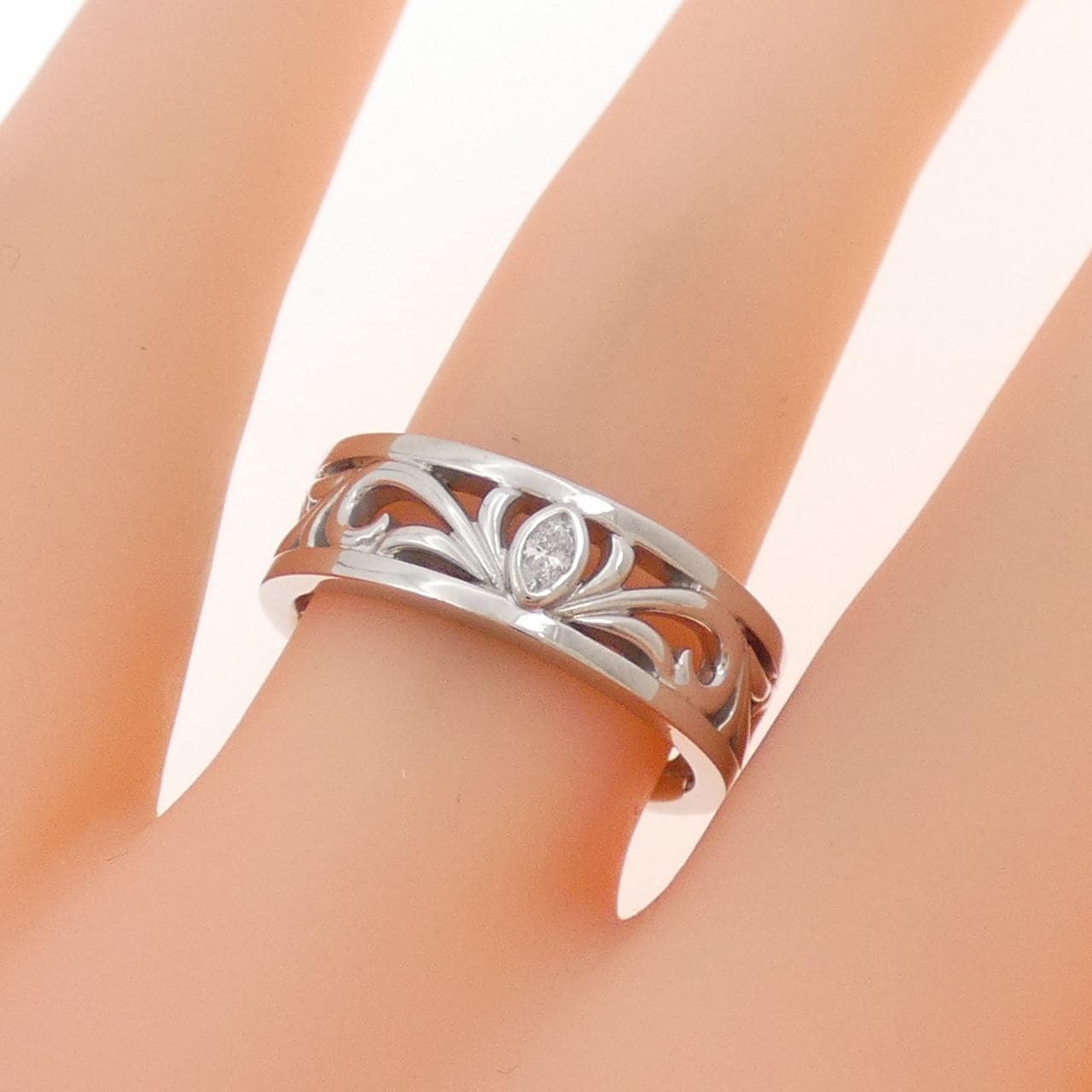 PT900鑽石戒指，0.053克拉