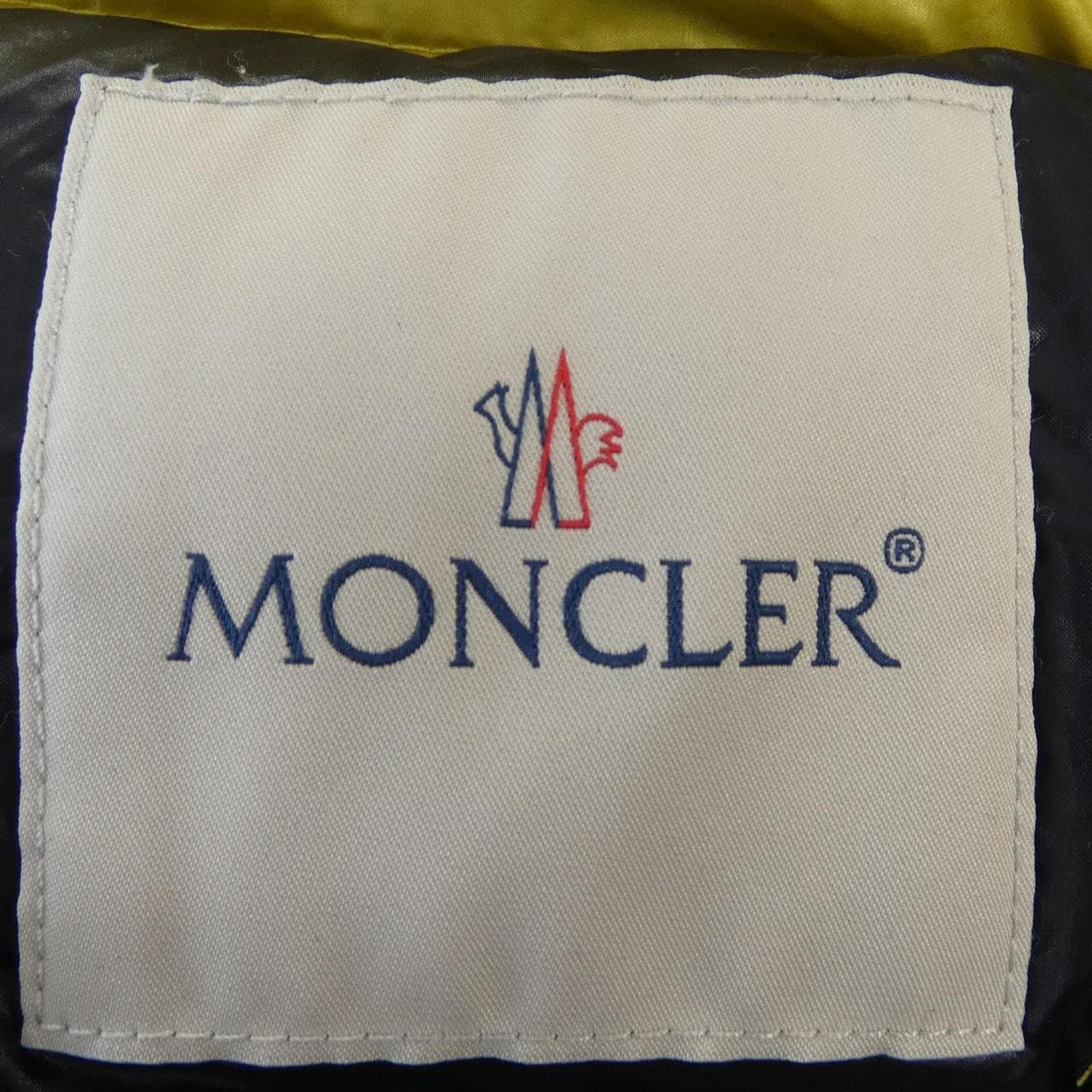 モンクレール MONCLER SERINDE ダウンジャケット