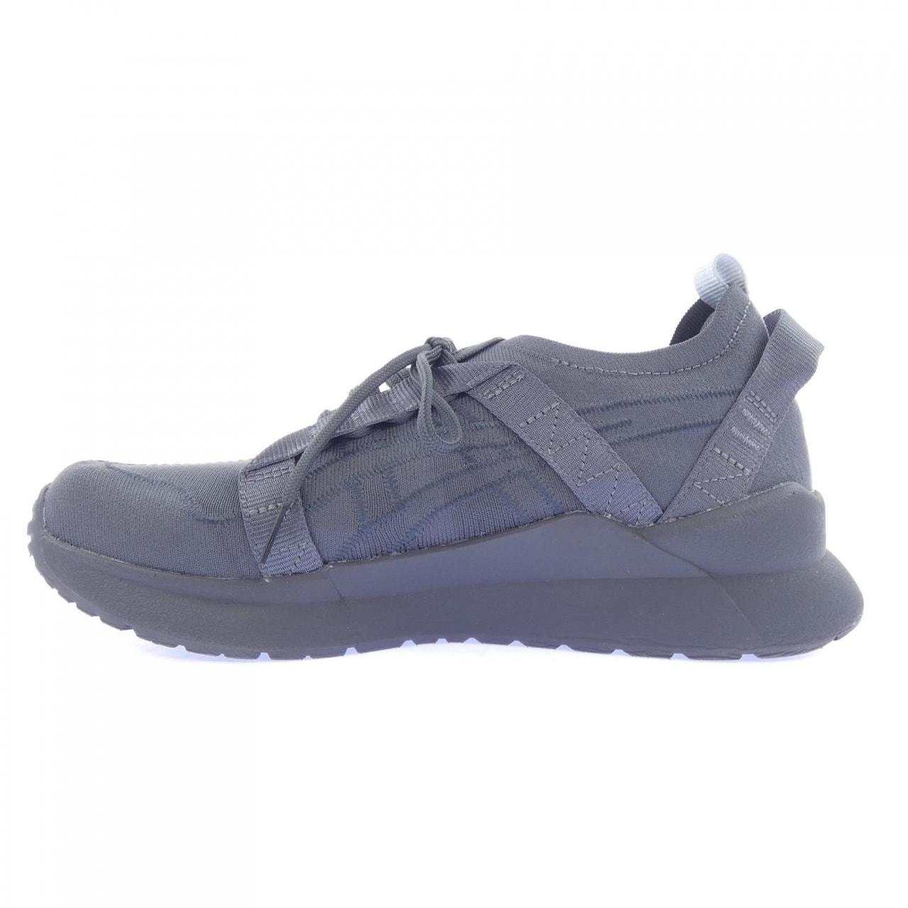 アシックス ASICS 1203A267-020 CFCL スニーカー