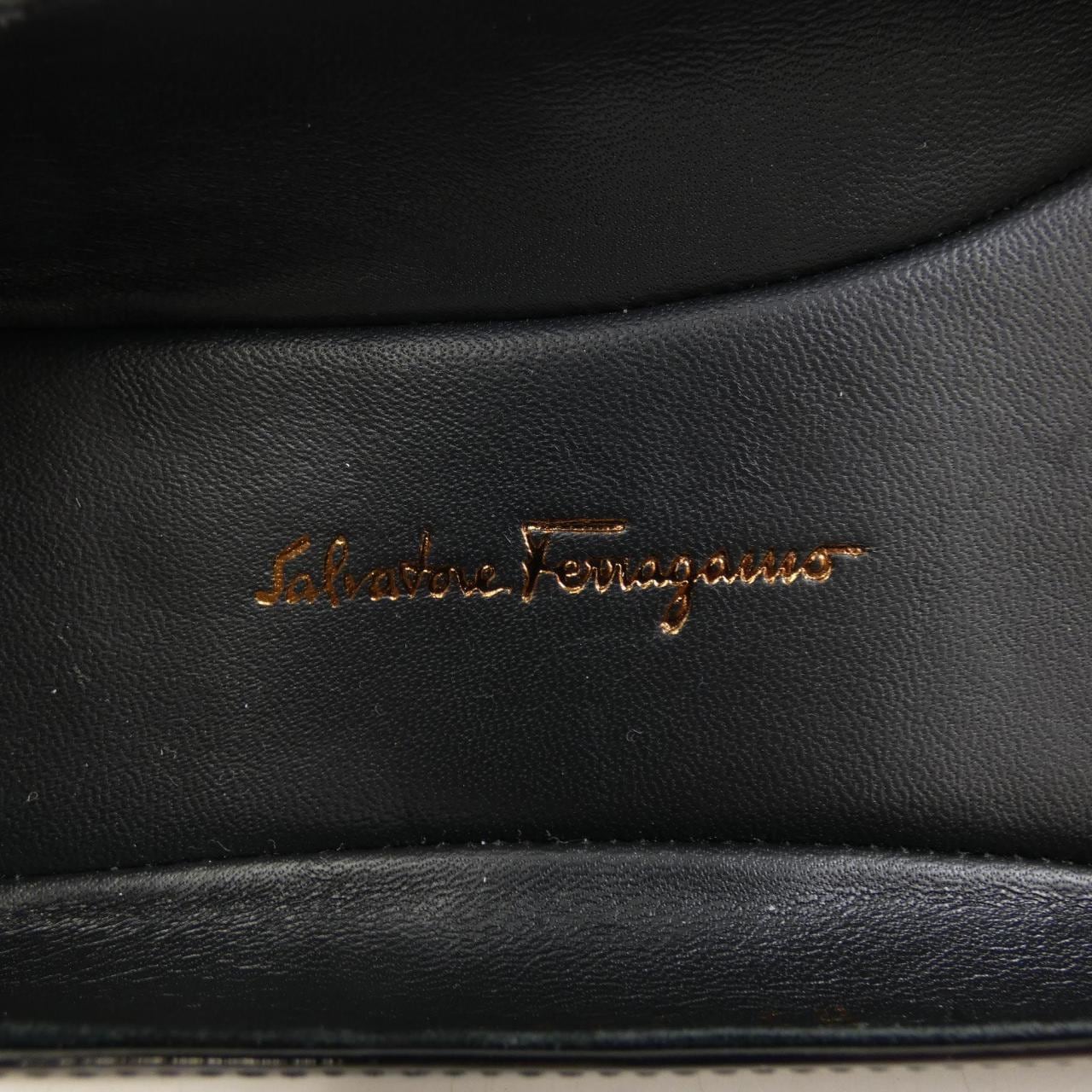 サルヴァトーレフェラガモ SALVATORE FERRAGAMO パンプス