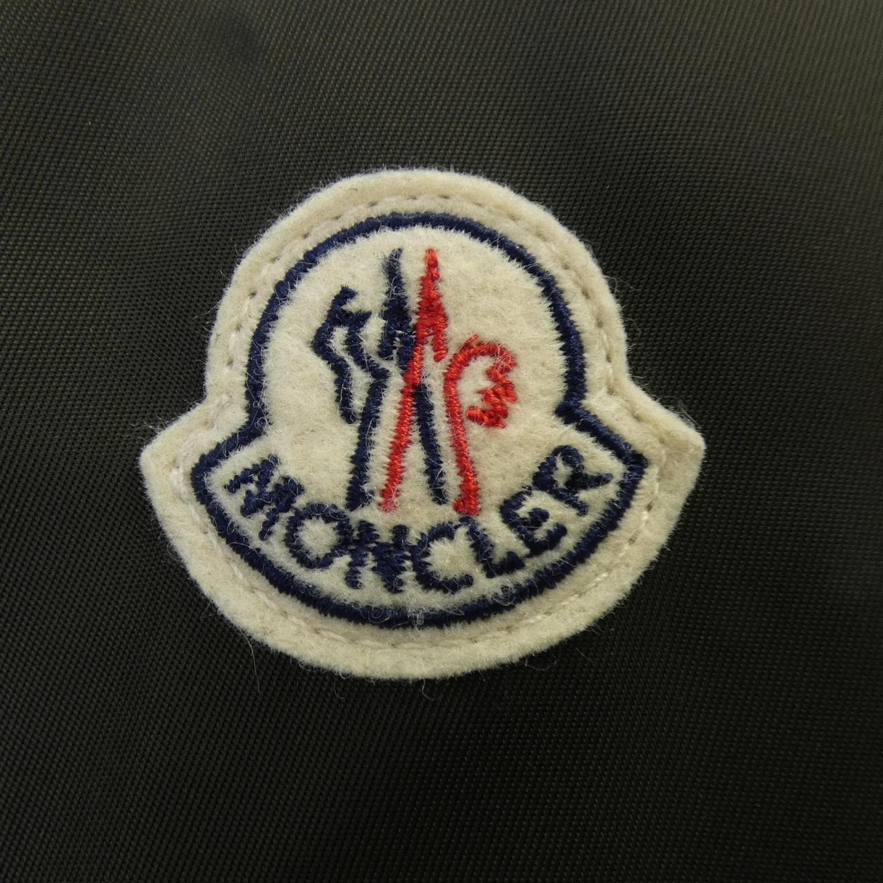 モンクレール MONCLER FATSIAN ダウンジャケット