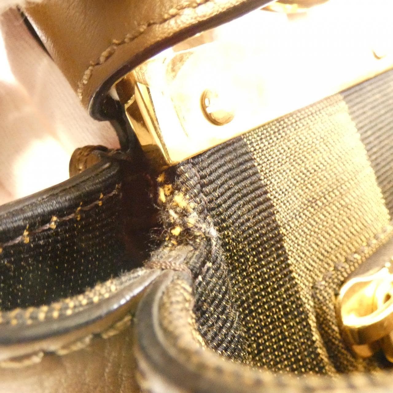 フェンディ ピーカブー 8BN290 5WM バッグ