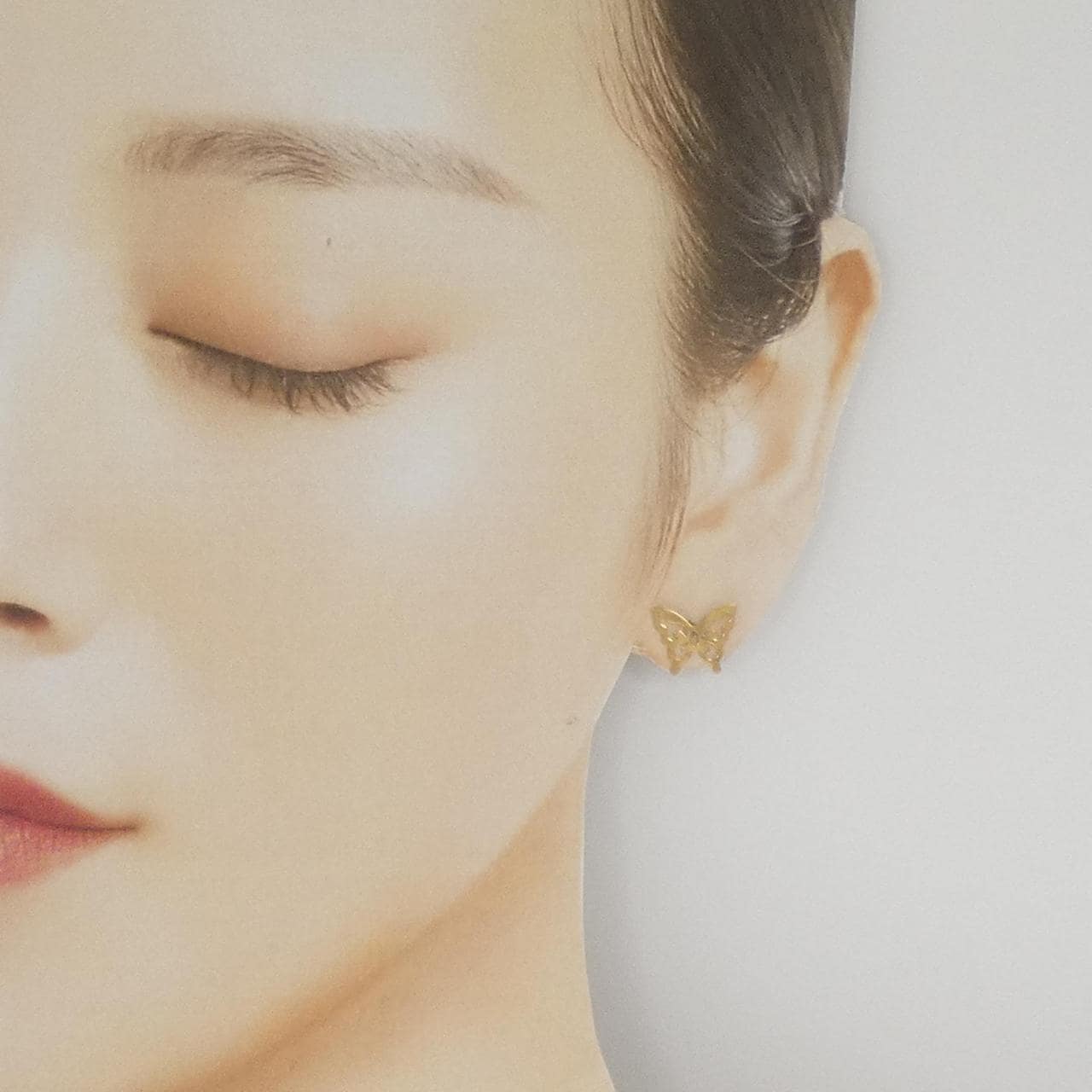 【新品】K18YG バタフライ ピアス