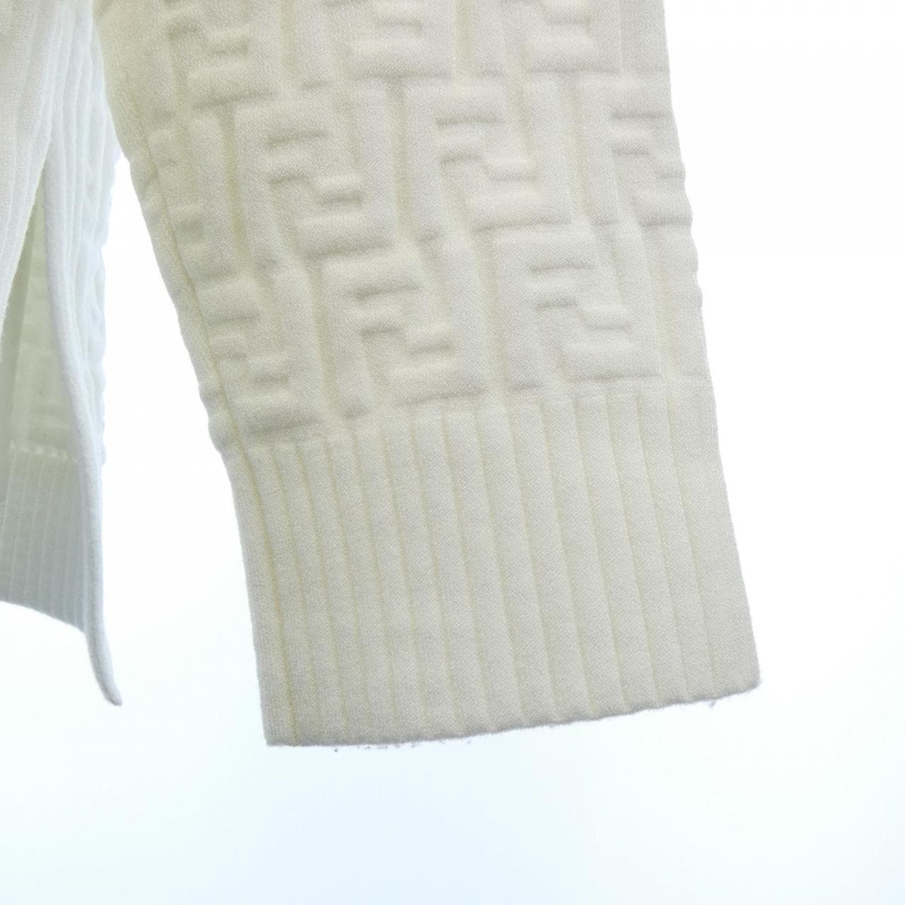 フェンディ FENDI FZX810 AJTE トップス