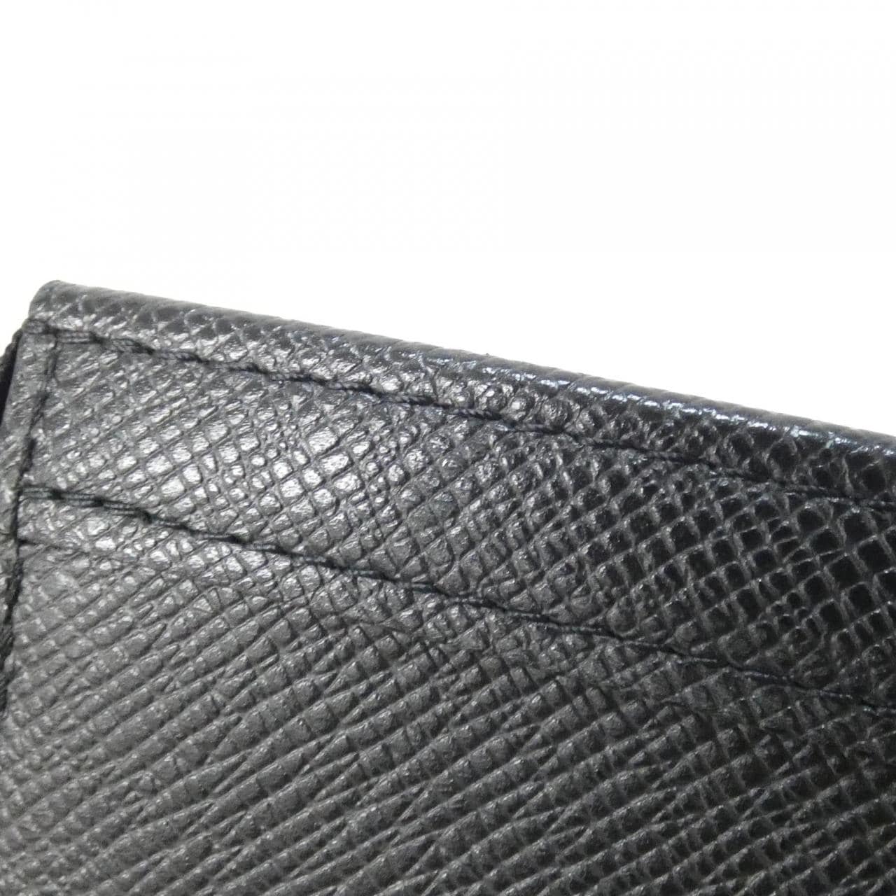 ルイヴィトン タイガ ポシェット ヴォワヤージュ M30450 バッグ