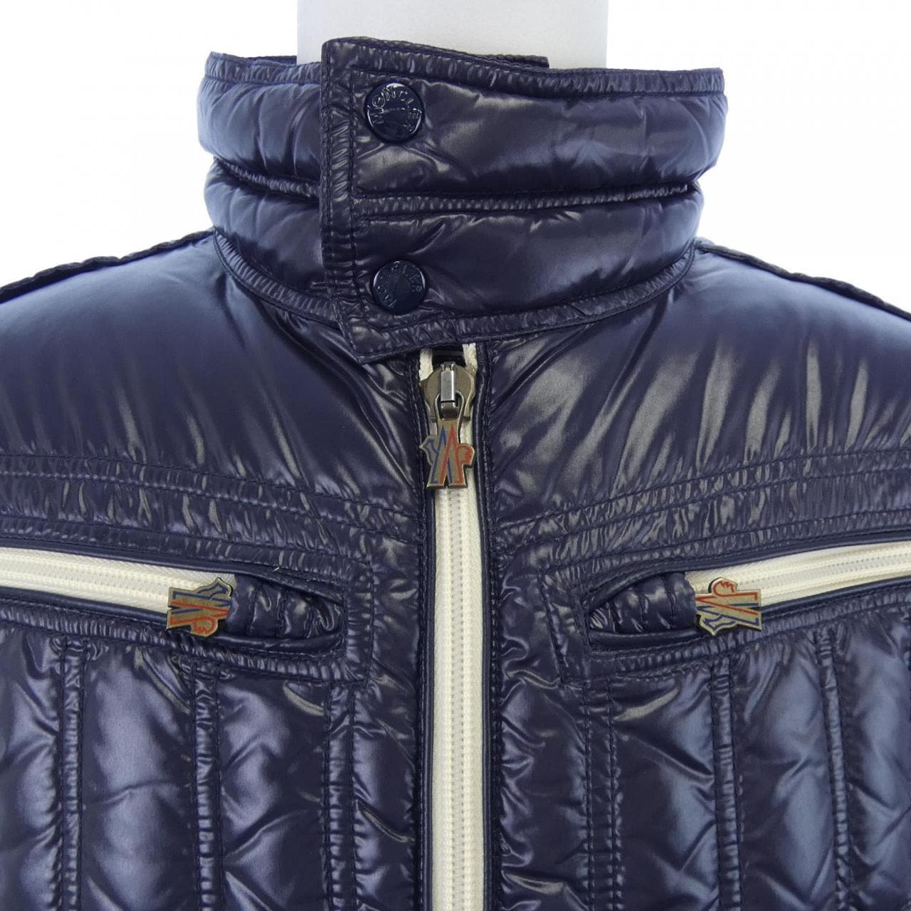 モンクレール MONCLER 40342/70 BUFFALO ダウンジャケット