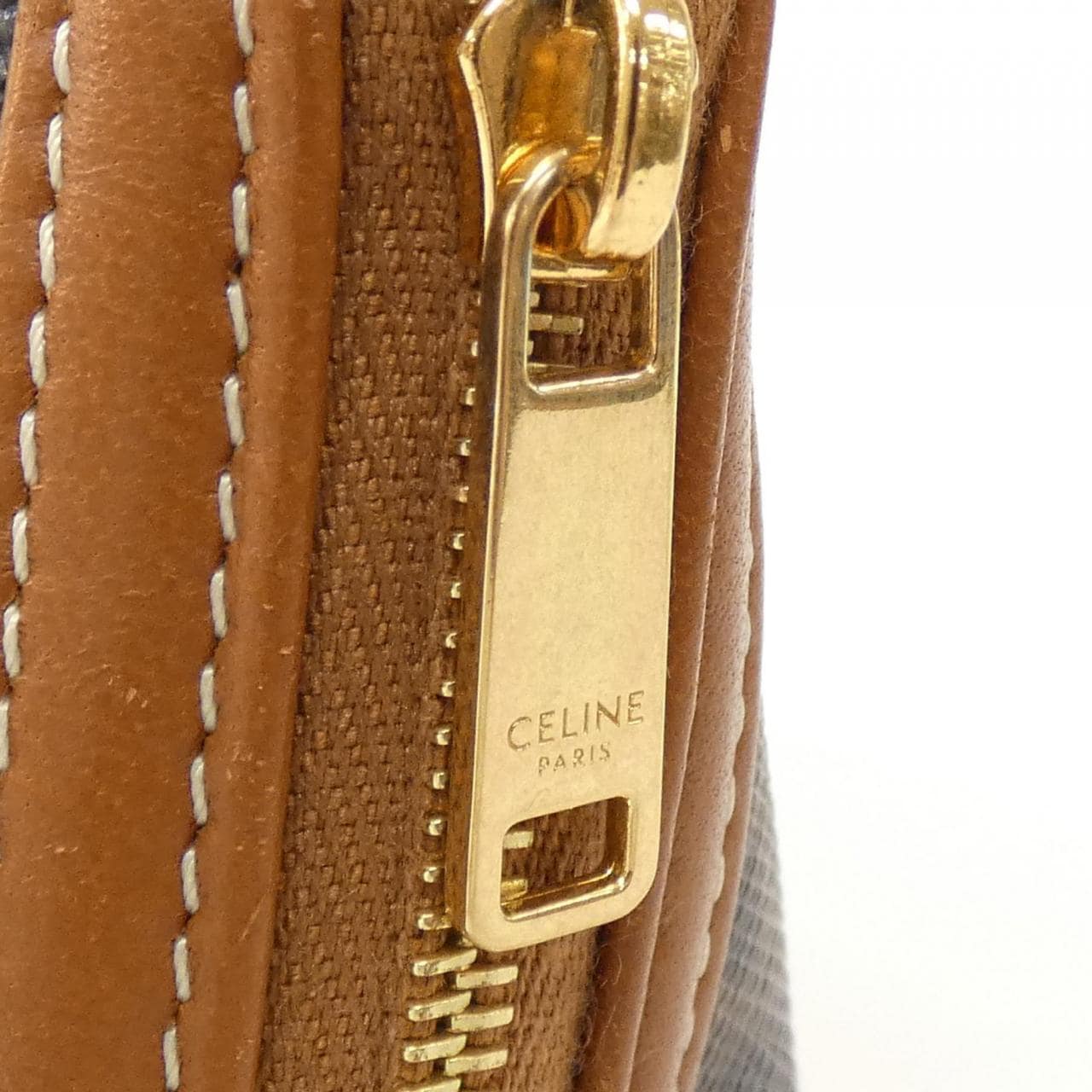 CELINE 10E382CBX shoulder bag