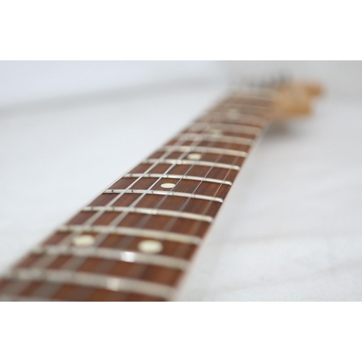 ＦＥＮＤＥＲ　　ＰＬＡＹＥＲ　ＳＴＲＡＴＯＣＡＳＴＥＲ