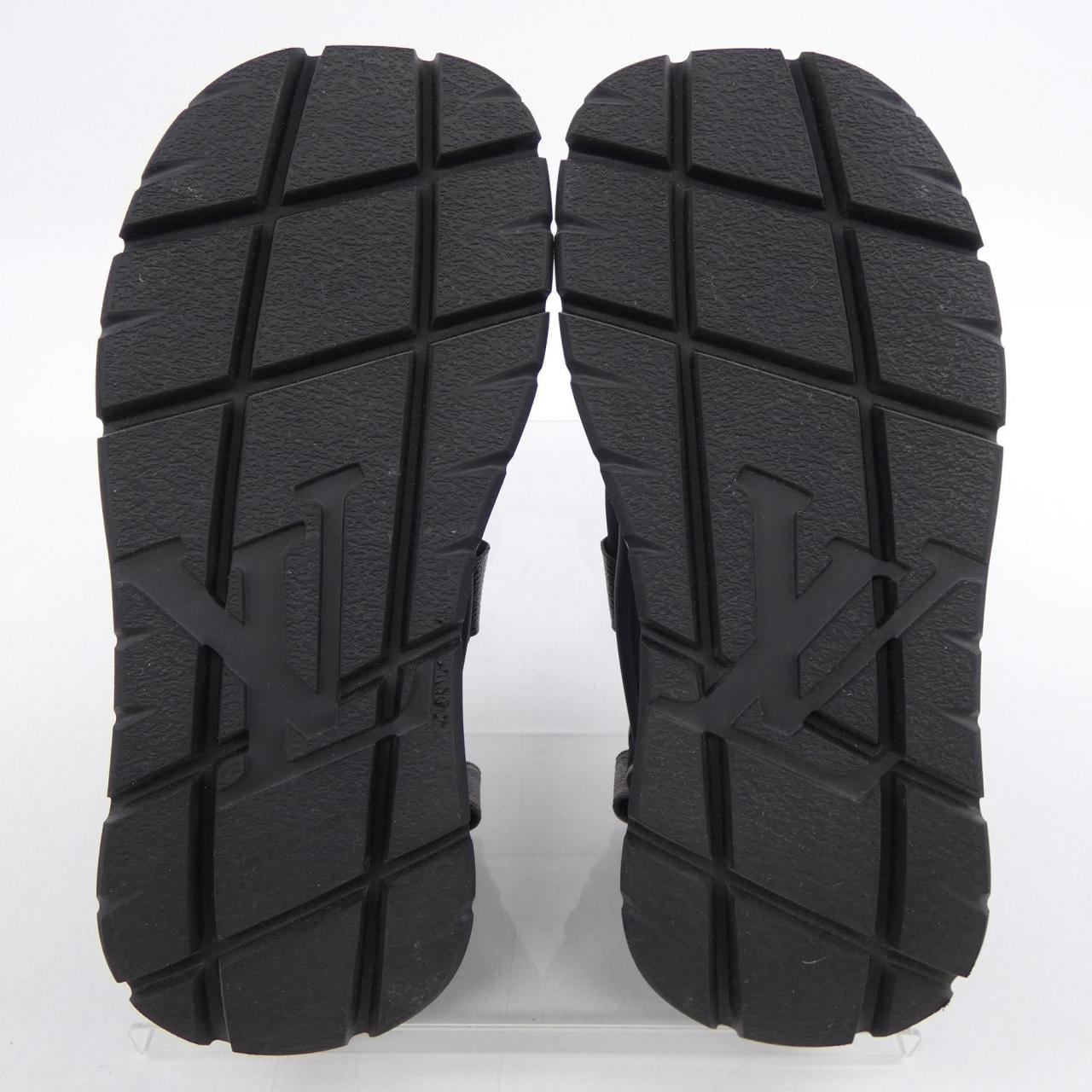 ルイヴィトン LOUIS VUITTON カメレオン 日本限定 サンダル