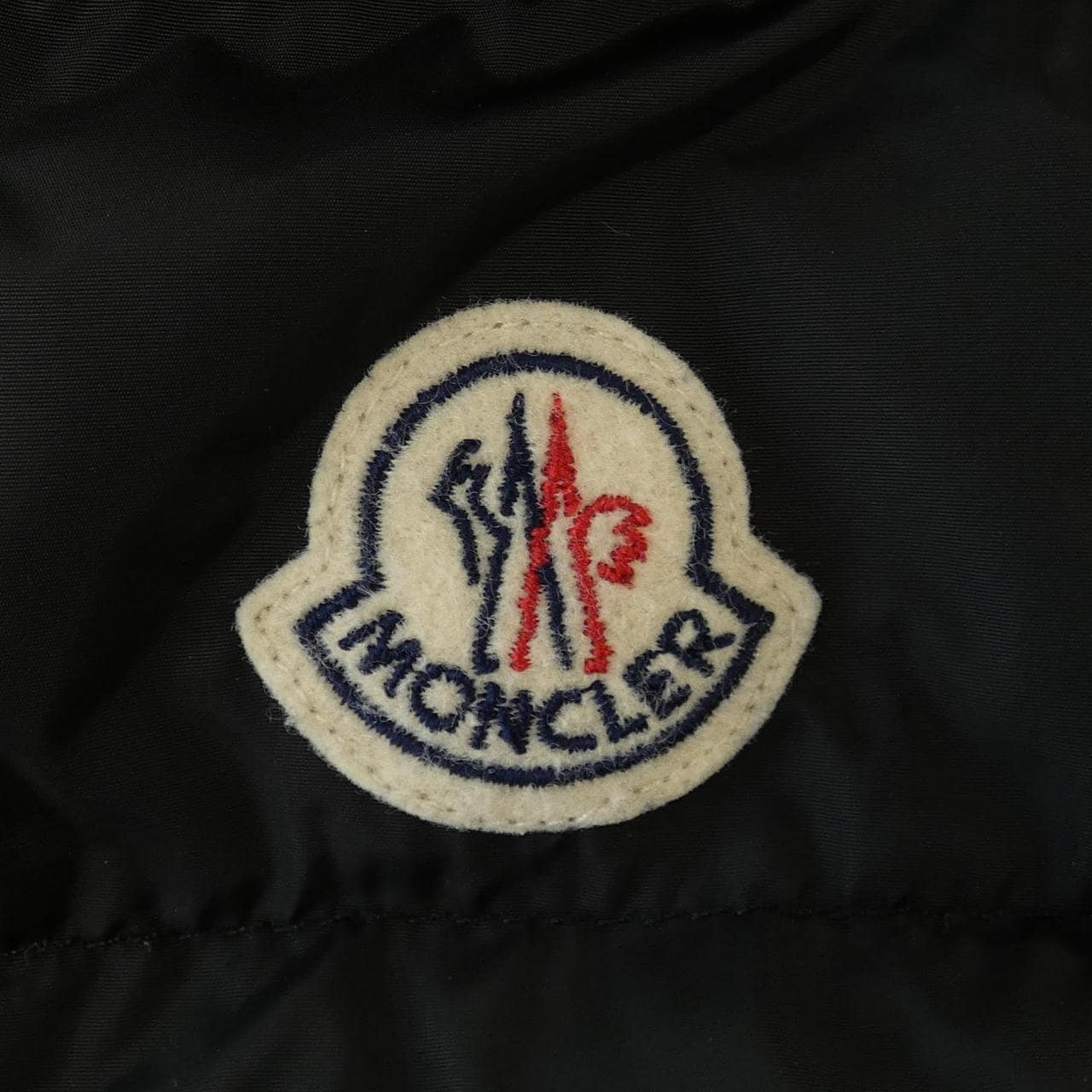 モンクレール MONCLER ARTEMIS ダウンジャケット