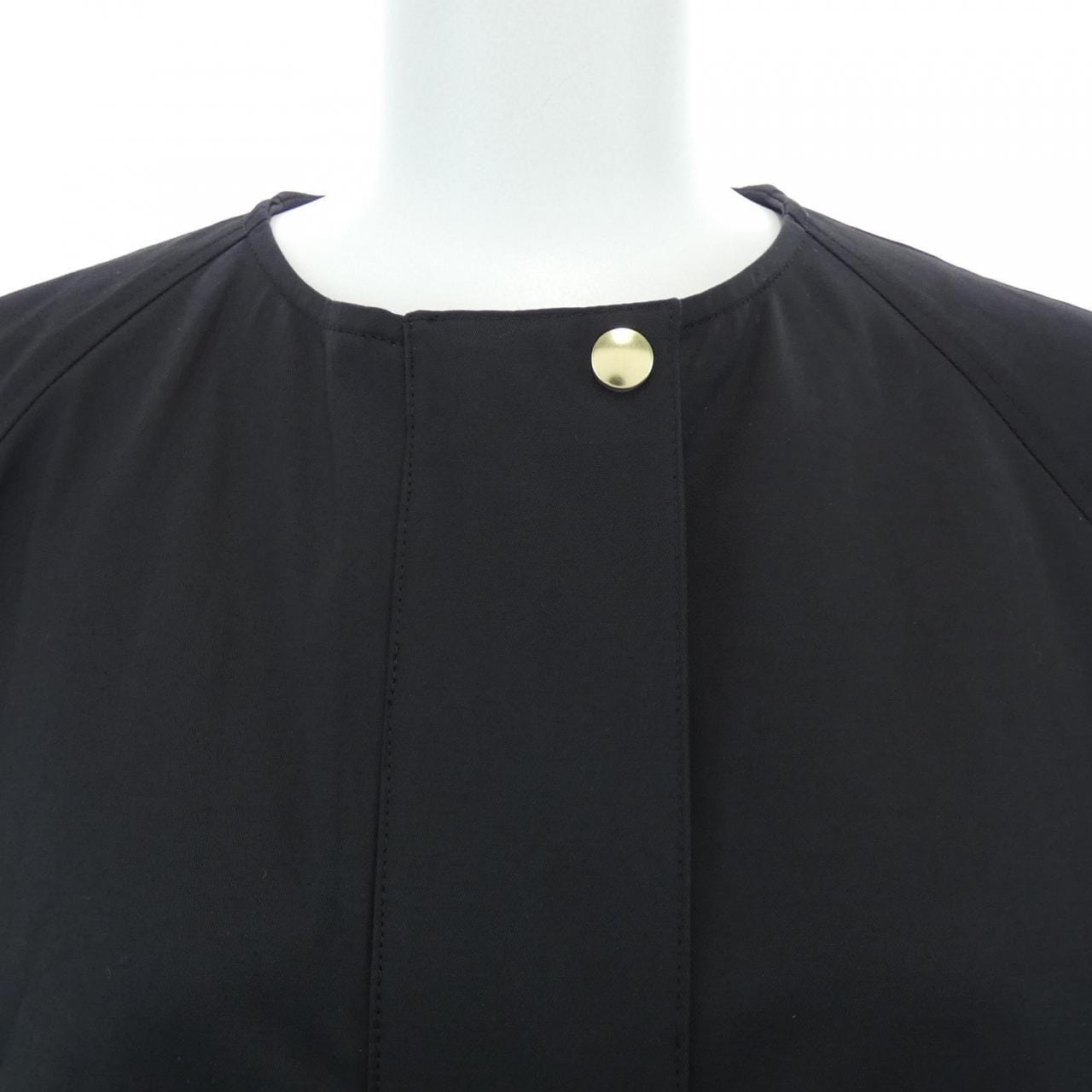 ニジュウサンク 23区 コート