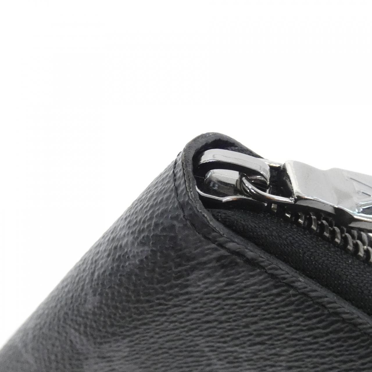 ルイヴィトン モノグラム エクリプス ジッピー オーガナイザー M82081 財布