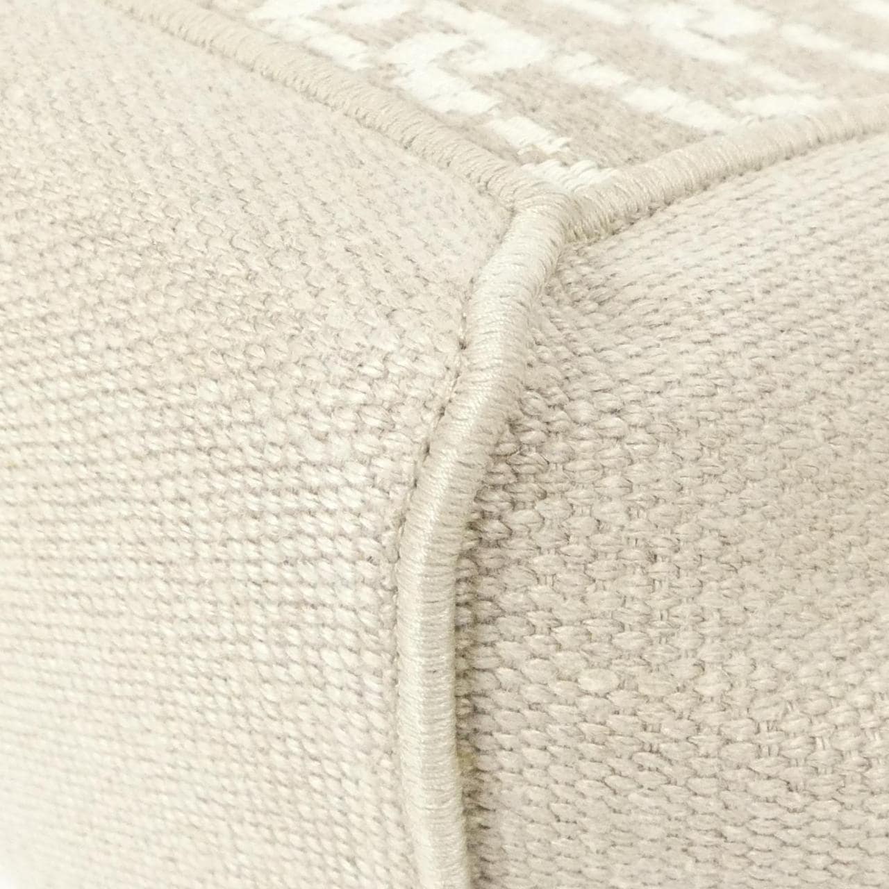 トッズ XBWCLTA0200TIP3Q71 バッグ